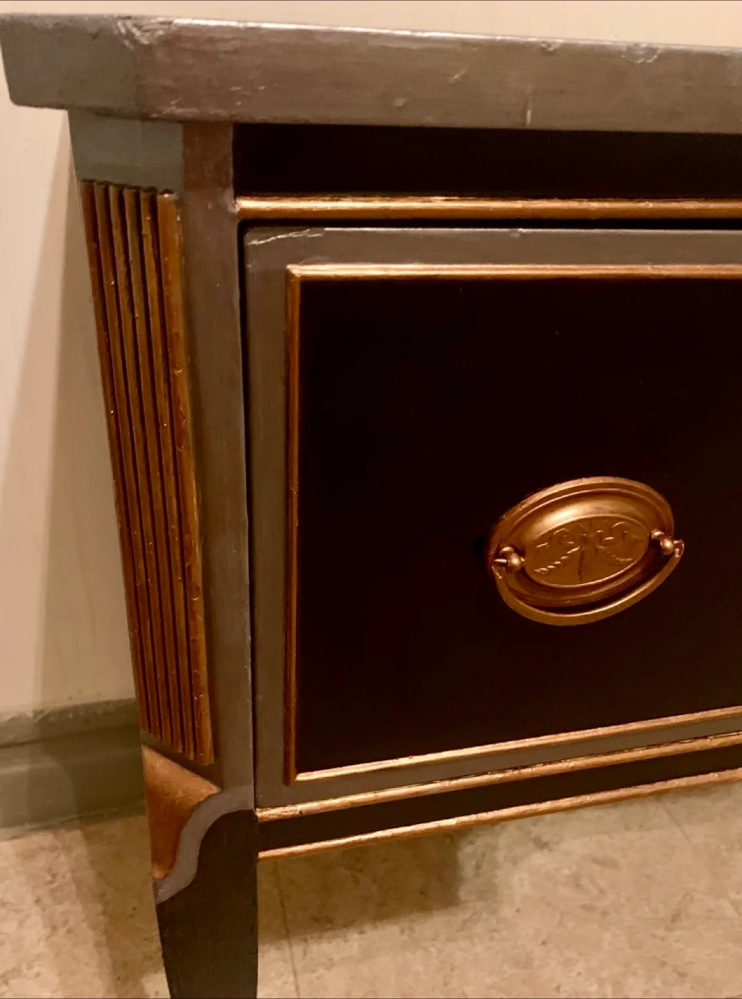 Handpainted Antique Desk 💚 image indicator(9)