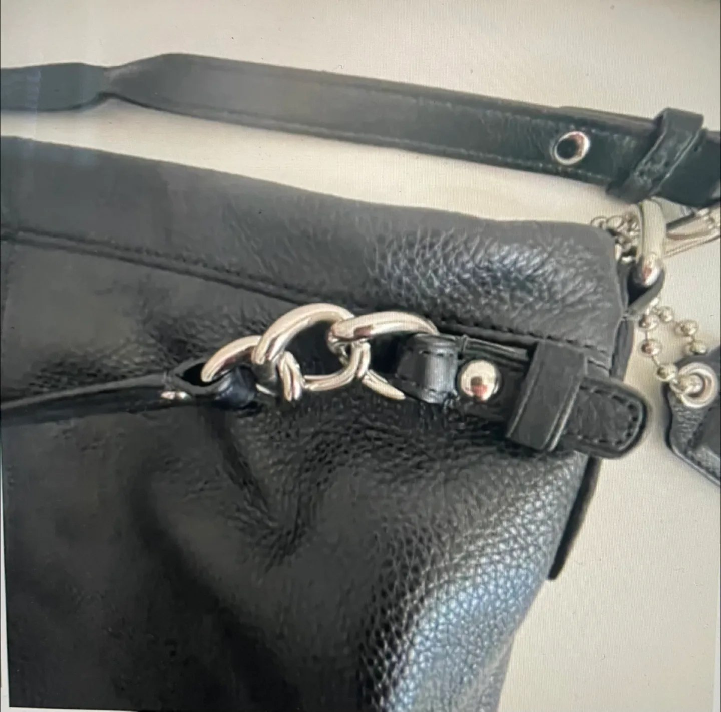 Coach Brooke Hobo Black Leather Shoulder Bag image indicator(2)
