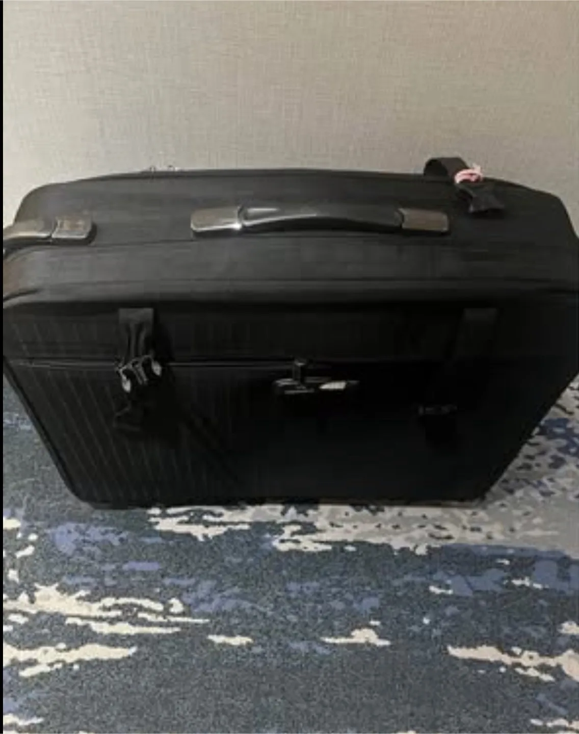 Diplomat Black Wheeled Suitcase thumbnail