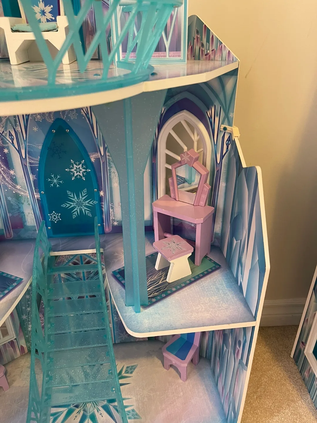 Kidscraft Disney Frozen Castle image indicator(5)