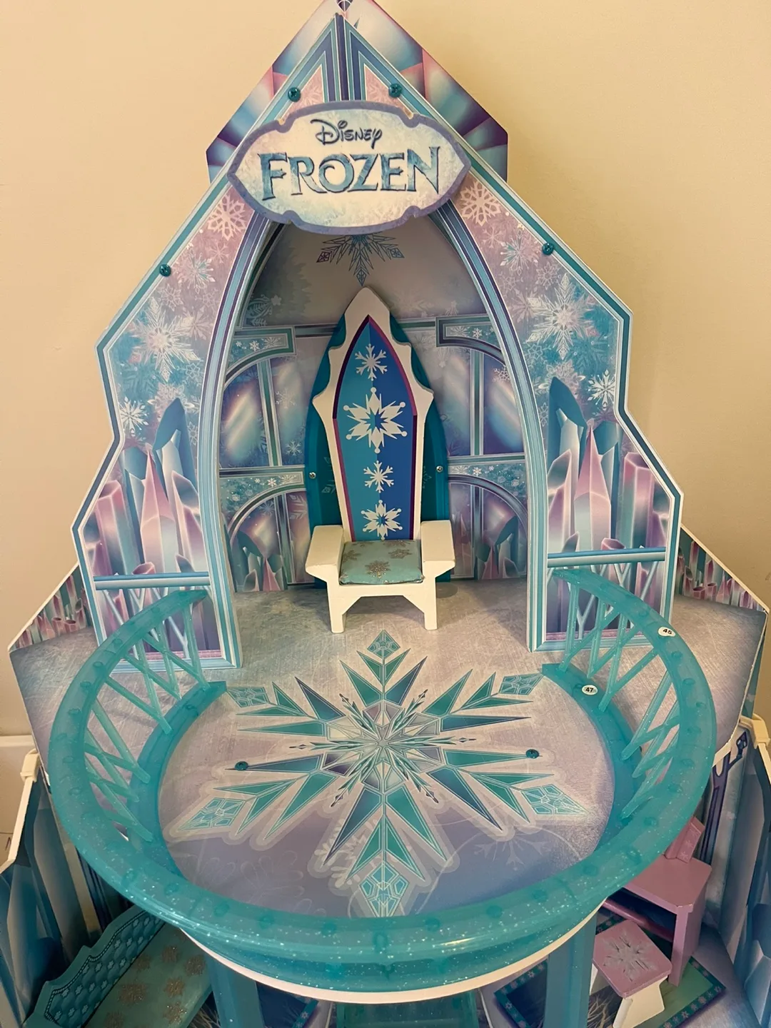 Kidscraft Disney Frozen Castle image indicator(2)