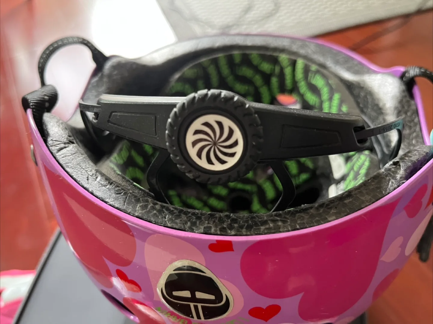 Pink Helmet & Protective Gear Set image indicator(2)