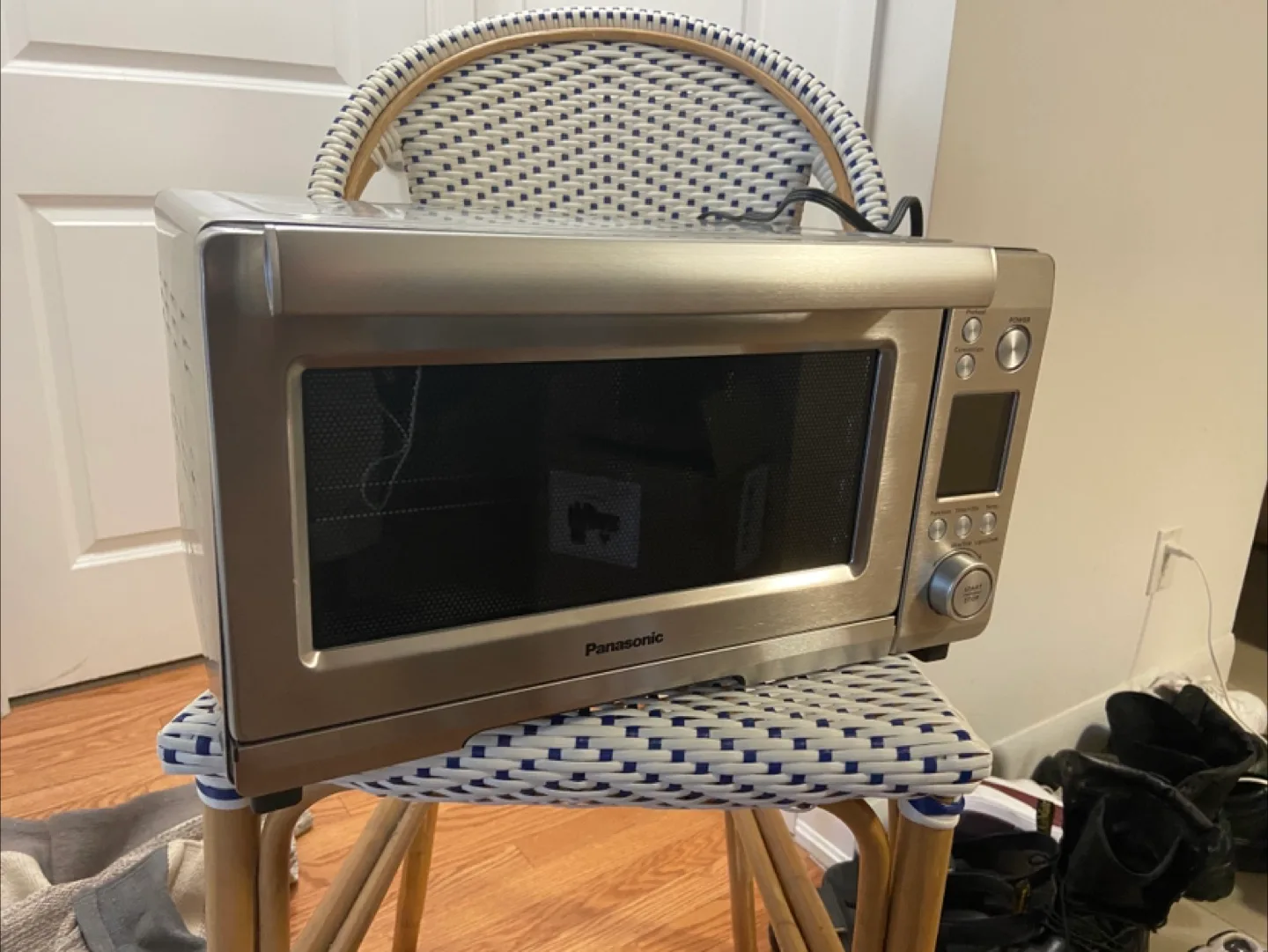 Panasonic Toaster Oven – Like New, Convection, Stainless thumbnail