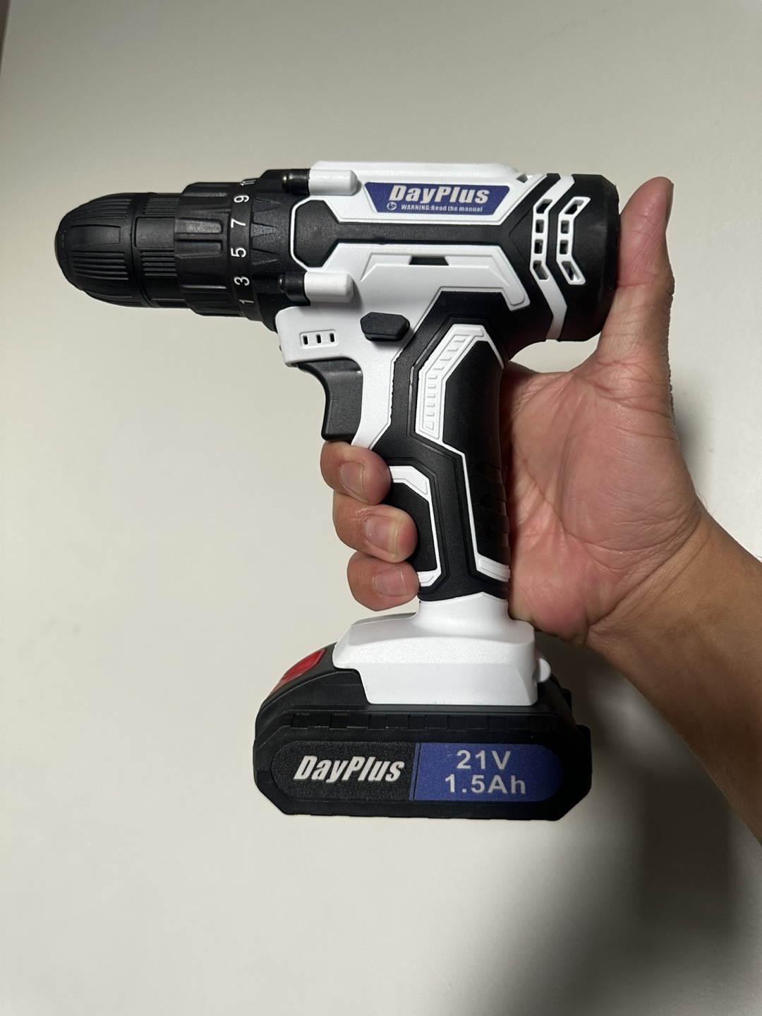 DayPlus Cordless Drill - photo 2