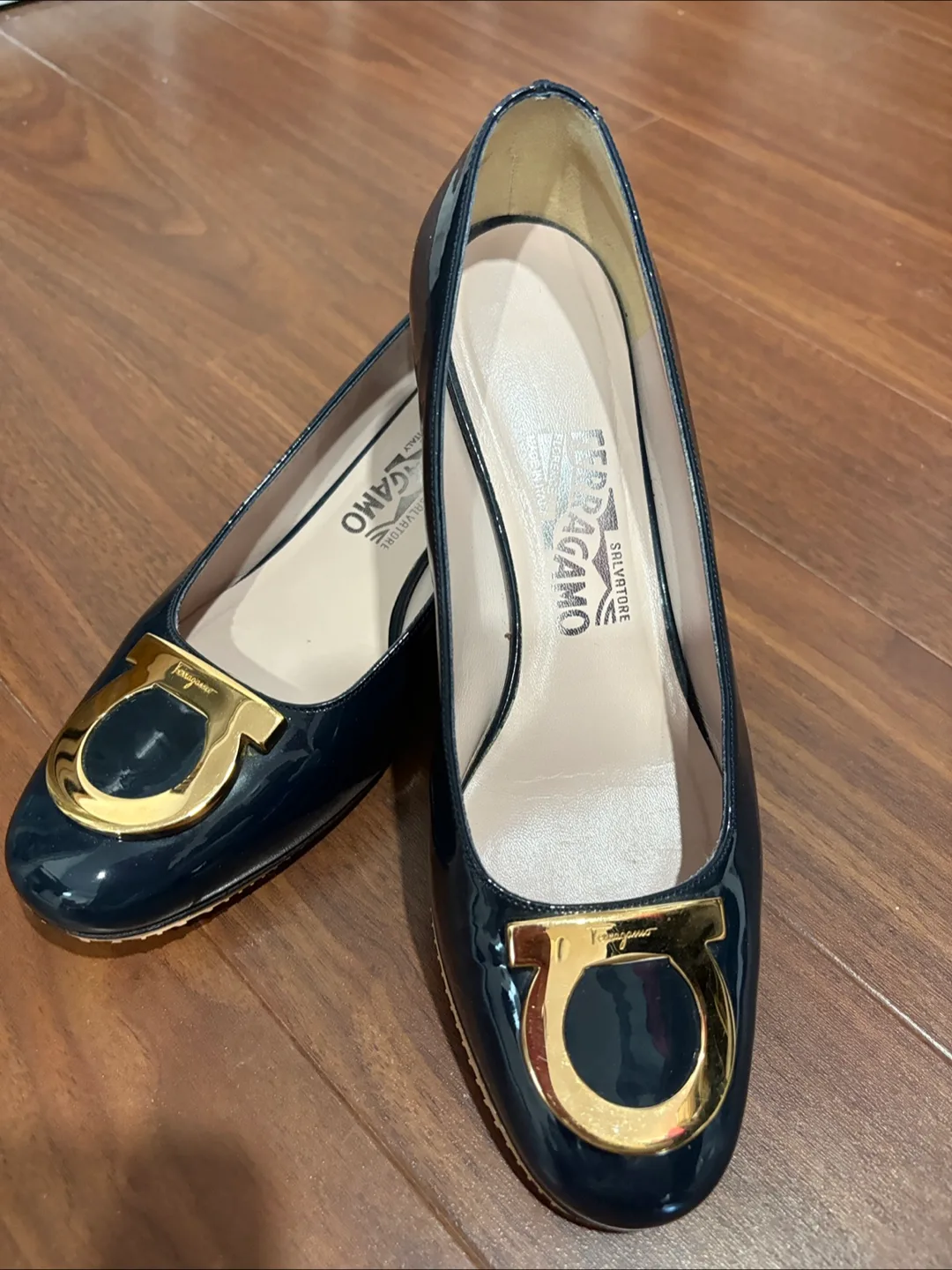 Salvatore Ferragamo Navy Patent Leather Pumps thumbnail