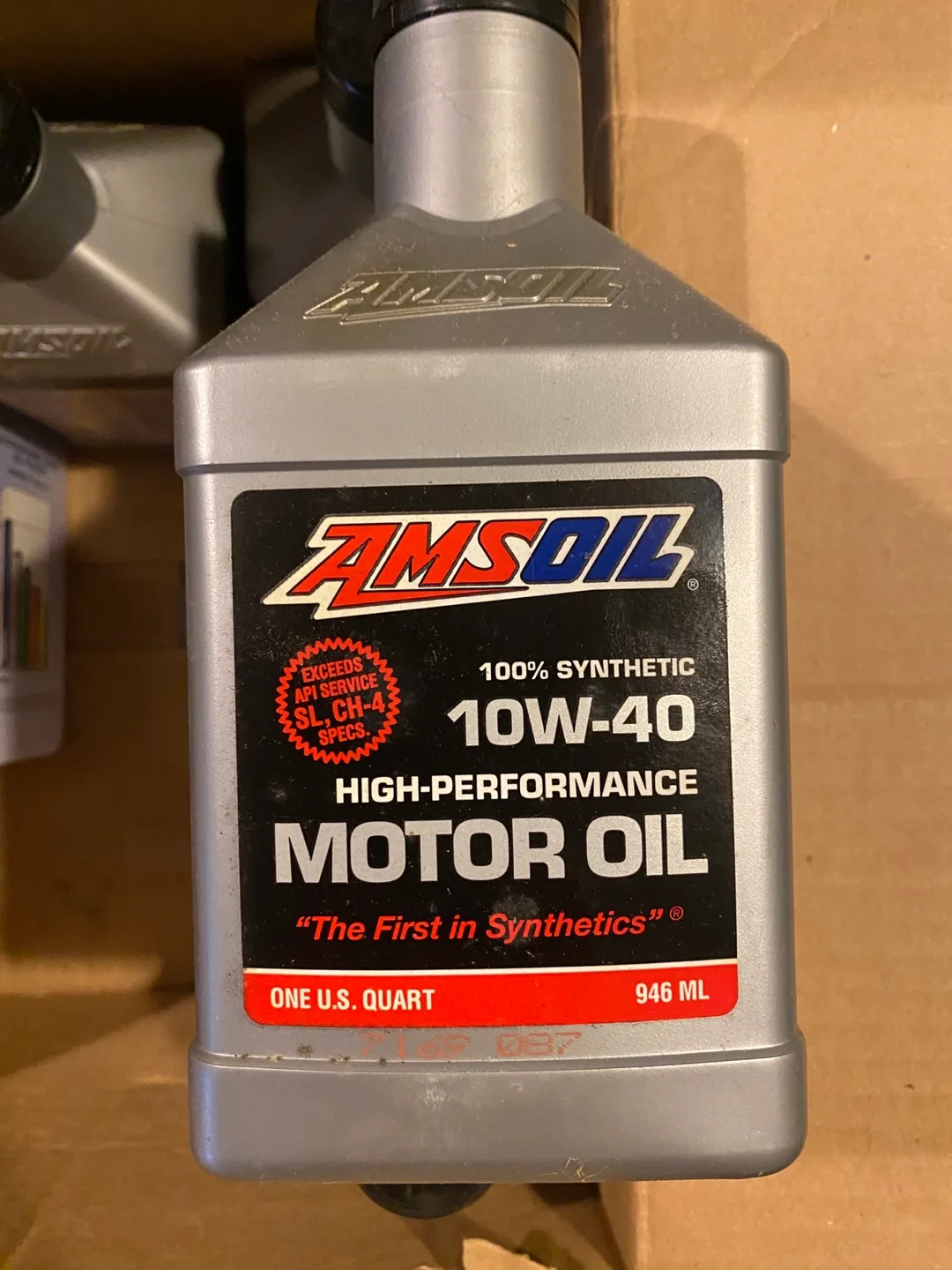 AMSOIL Synthetic Motor Oil (7 quarts) thumbnail
