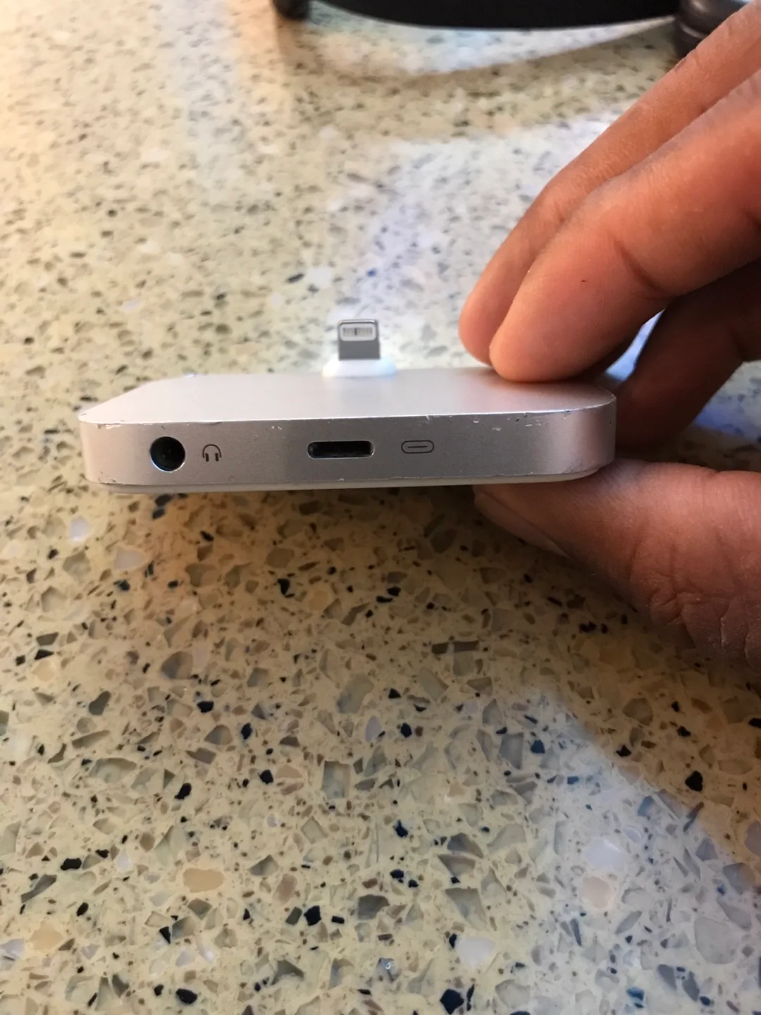 Apple iPhone Dock thumbnail