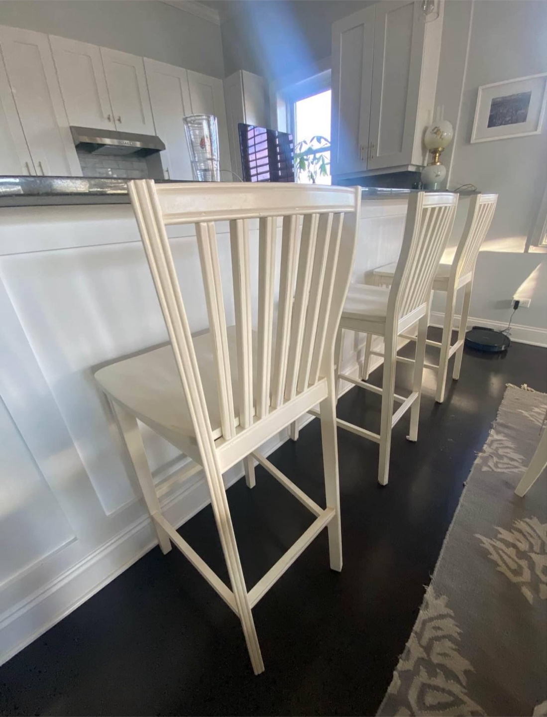 Set of 3 White Wooden Bar Stools - photo 2