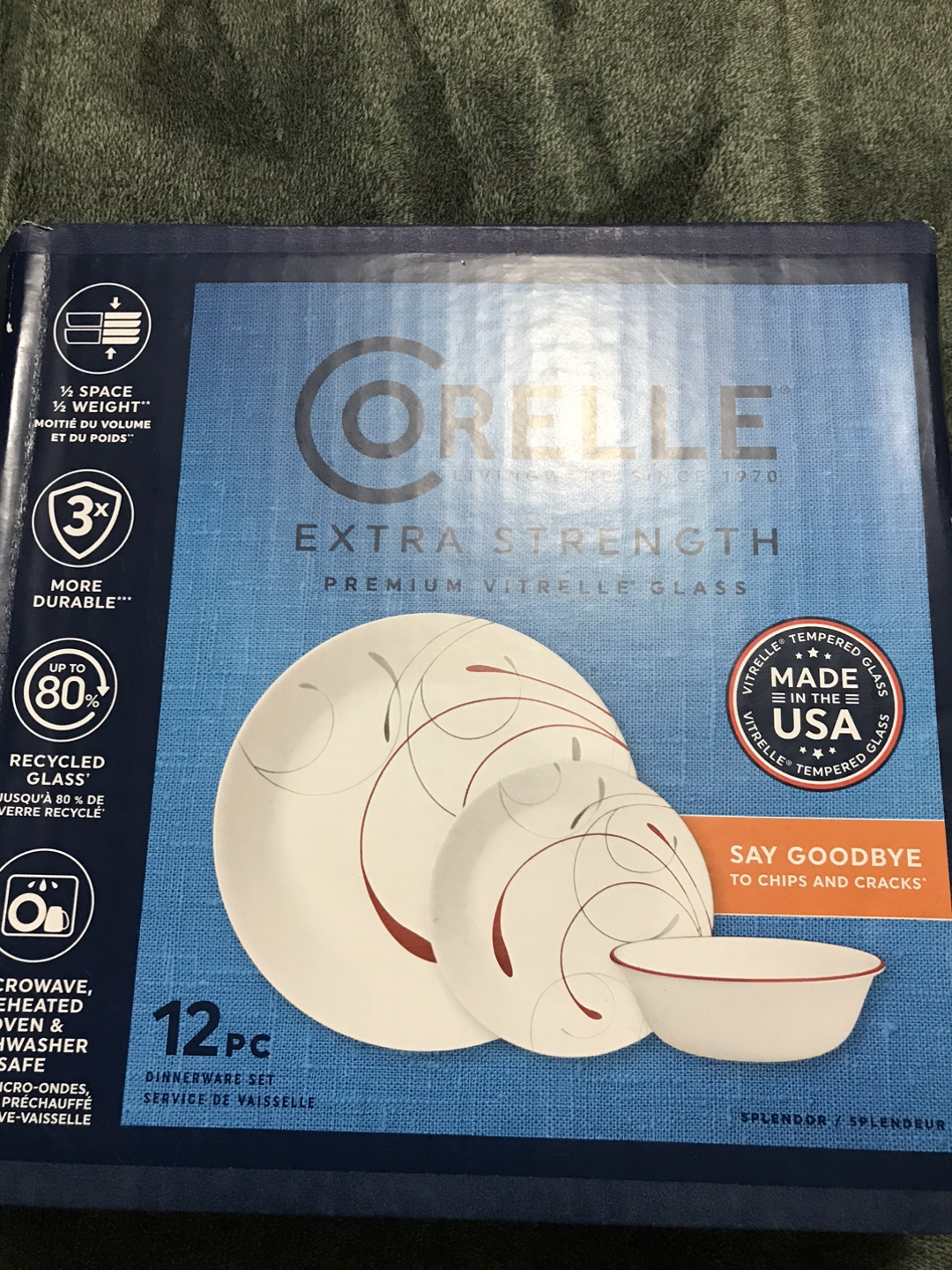 Corelle 12 pc Dinnerware Set