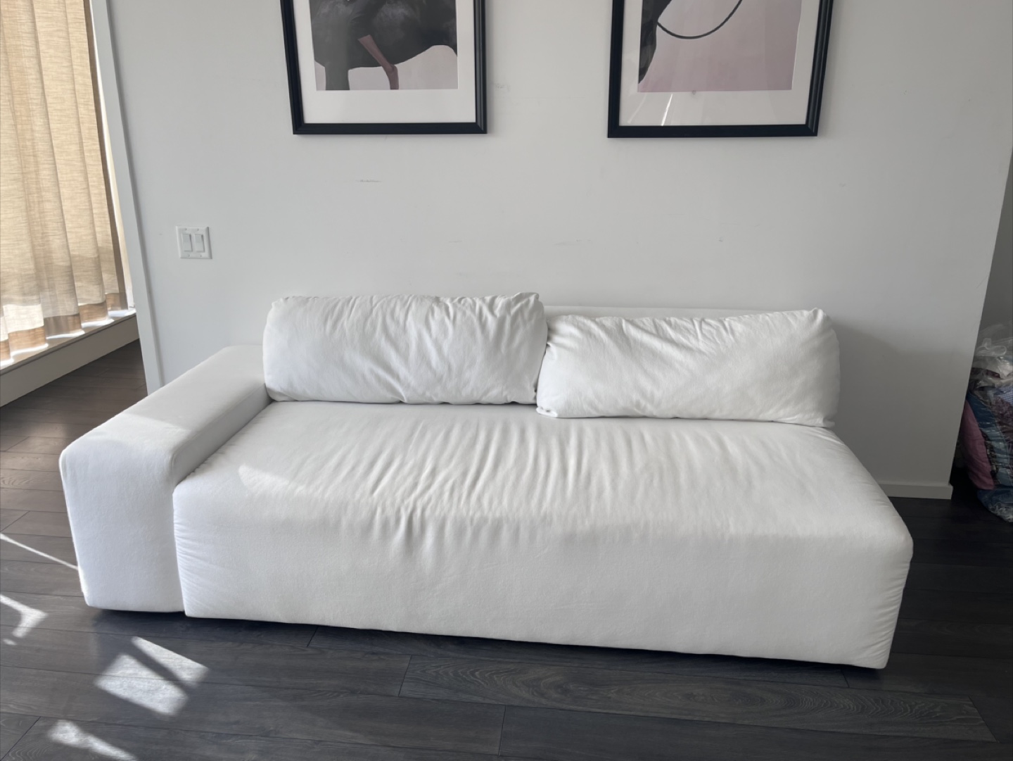 Crate ans barrel lenne ford white sofa - photo 5