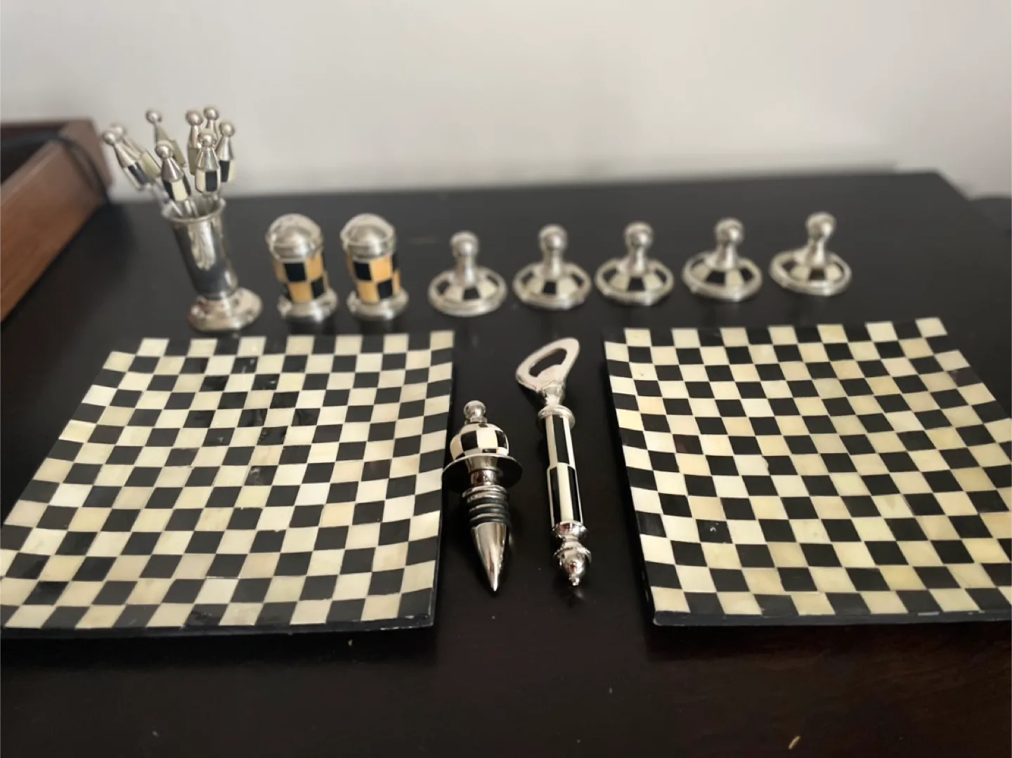💚 Chessboard Pattern Hors D’Oeuvres Set - Pierre Belvédère image indicator(4)
