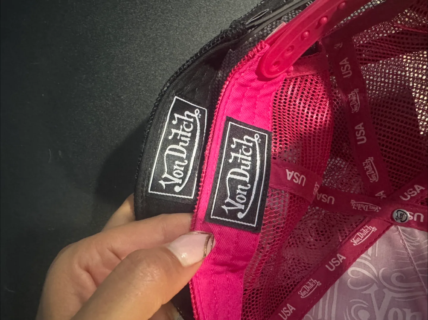 2 Von Dutch Trucker Hats Black & Pink image indicator(6)