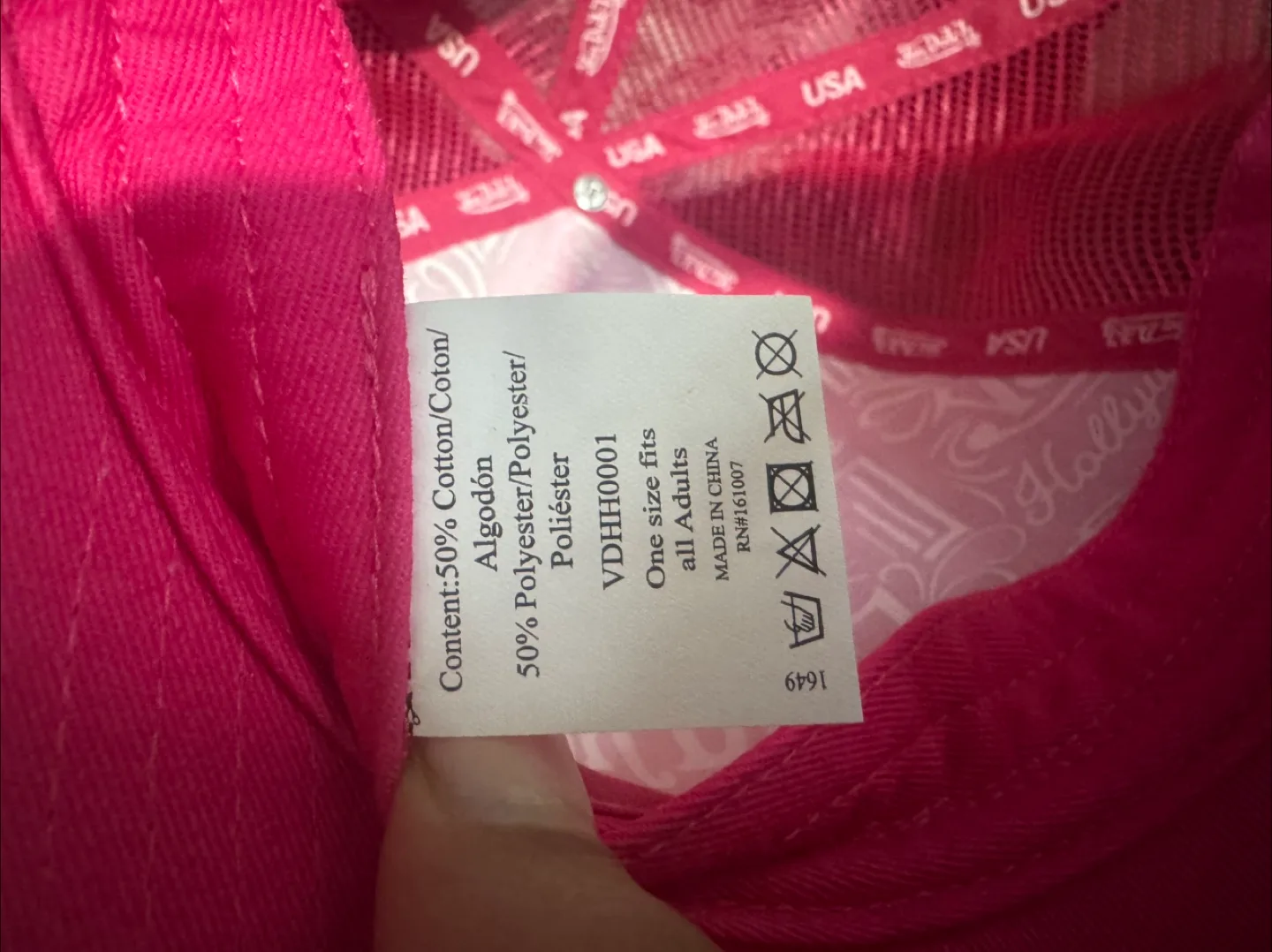 2 Von Dutch Trucker Hats Black & Pink image indicator(7)