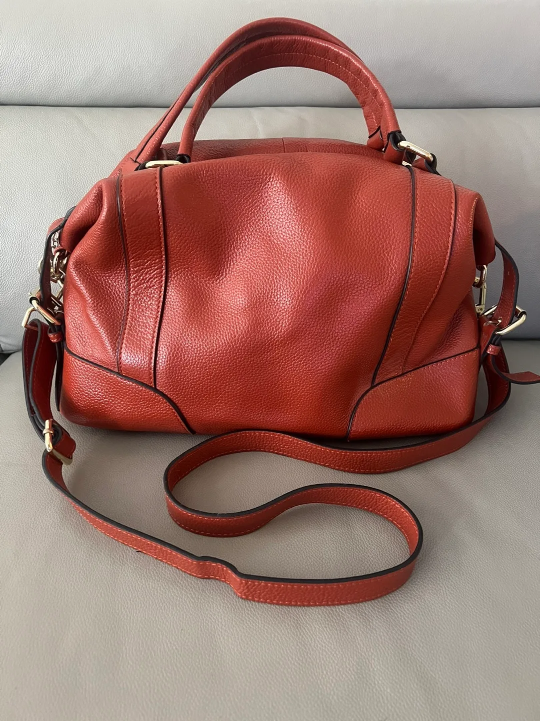 Genuine leather shoulder strap bag thumbnail