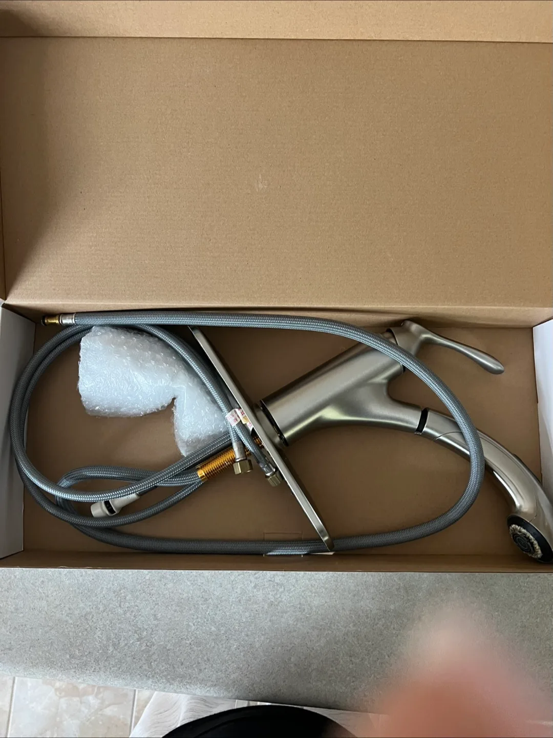 FLOW Motion Sensor Kitchen Faucet image indicator(4)