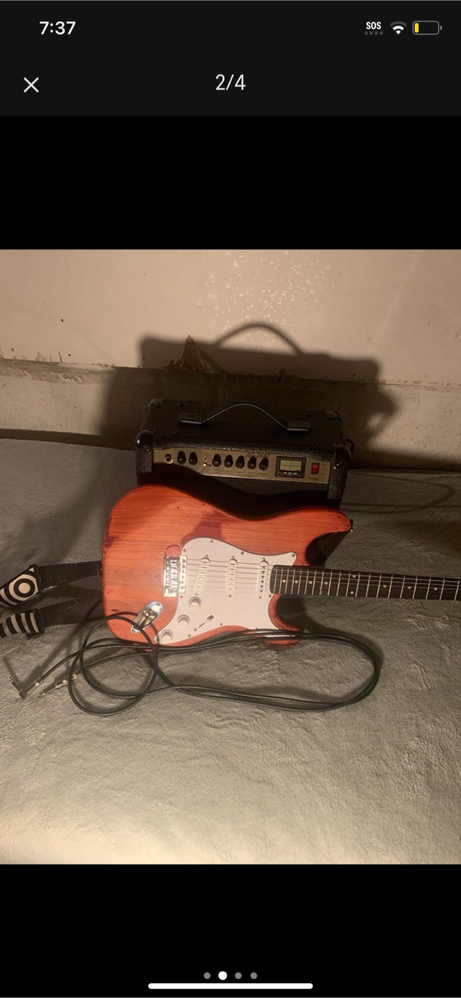 One month old electric guitar for 120 - photo 2