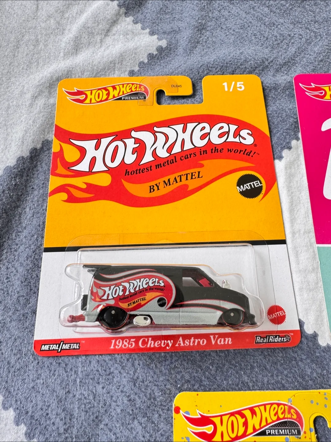 Hot Wheels Premium - Kool Kombie Barbie image indicator(2)