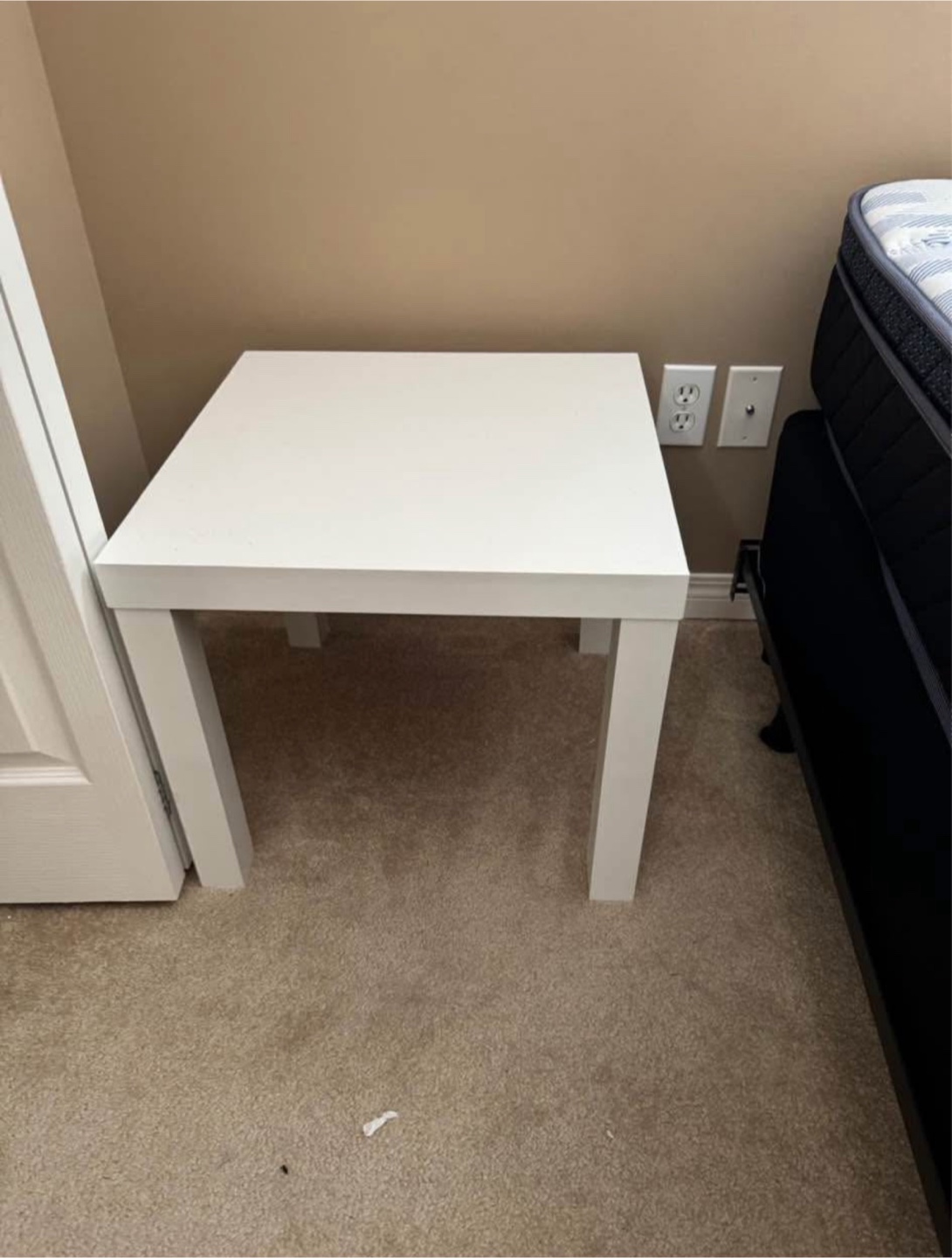 Set of 2 White Side Tables – Simple & Functional