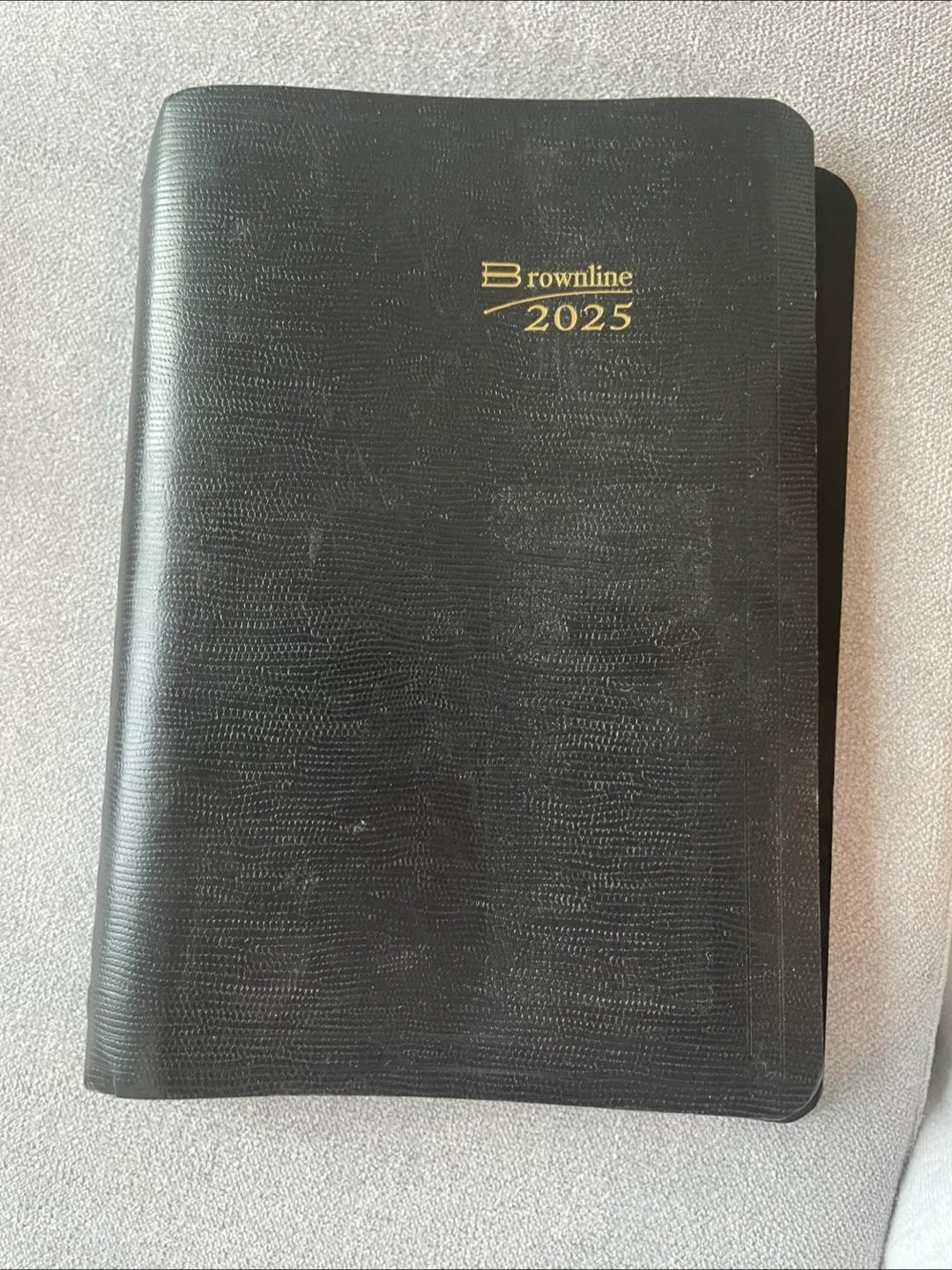 2025 Planner Agenda and Leather Journal Bundle image indicator(4)