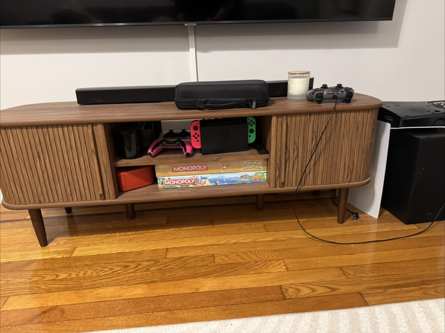 Mid-Century Modern TV Stand - photo 3