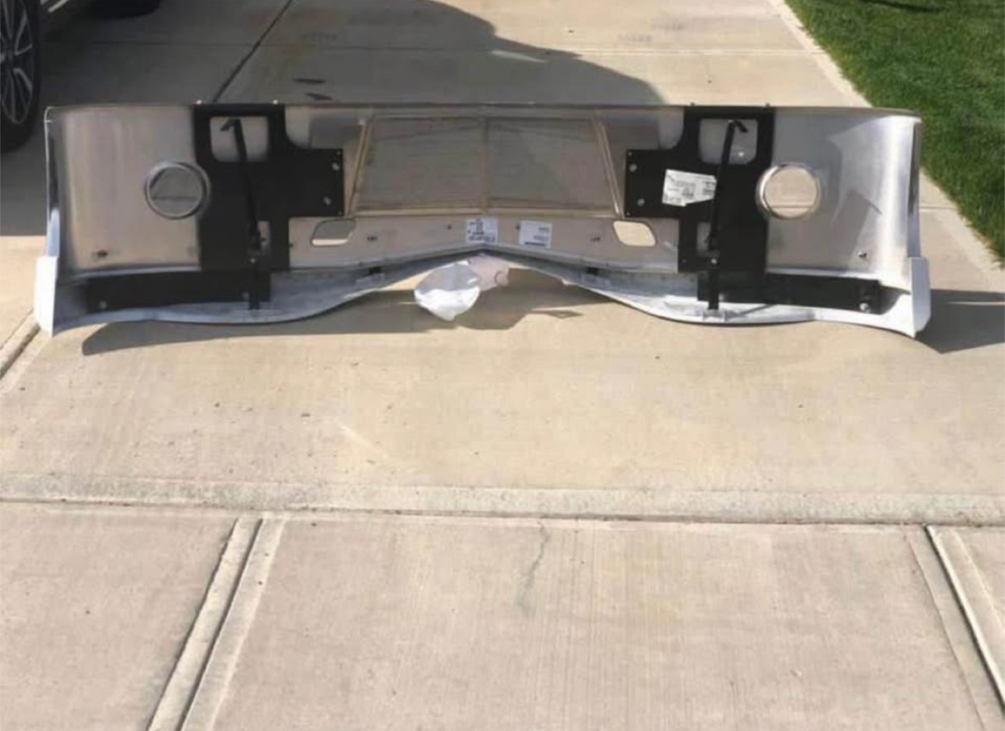 International Lonestar Bumper (Brand New) - photo 2