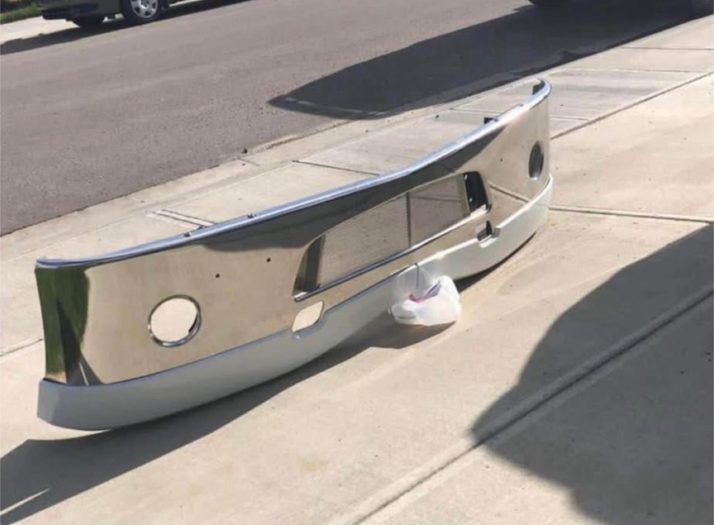 International Lonestar Bumper (Brand New) - photo 4