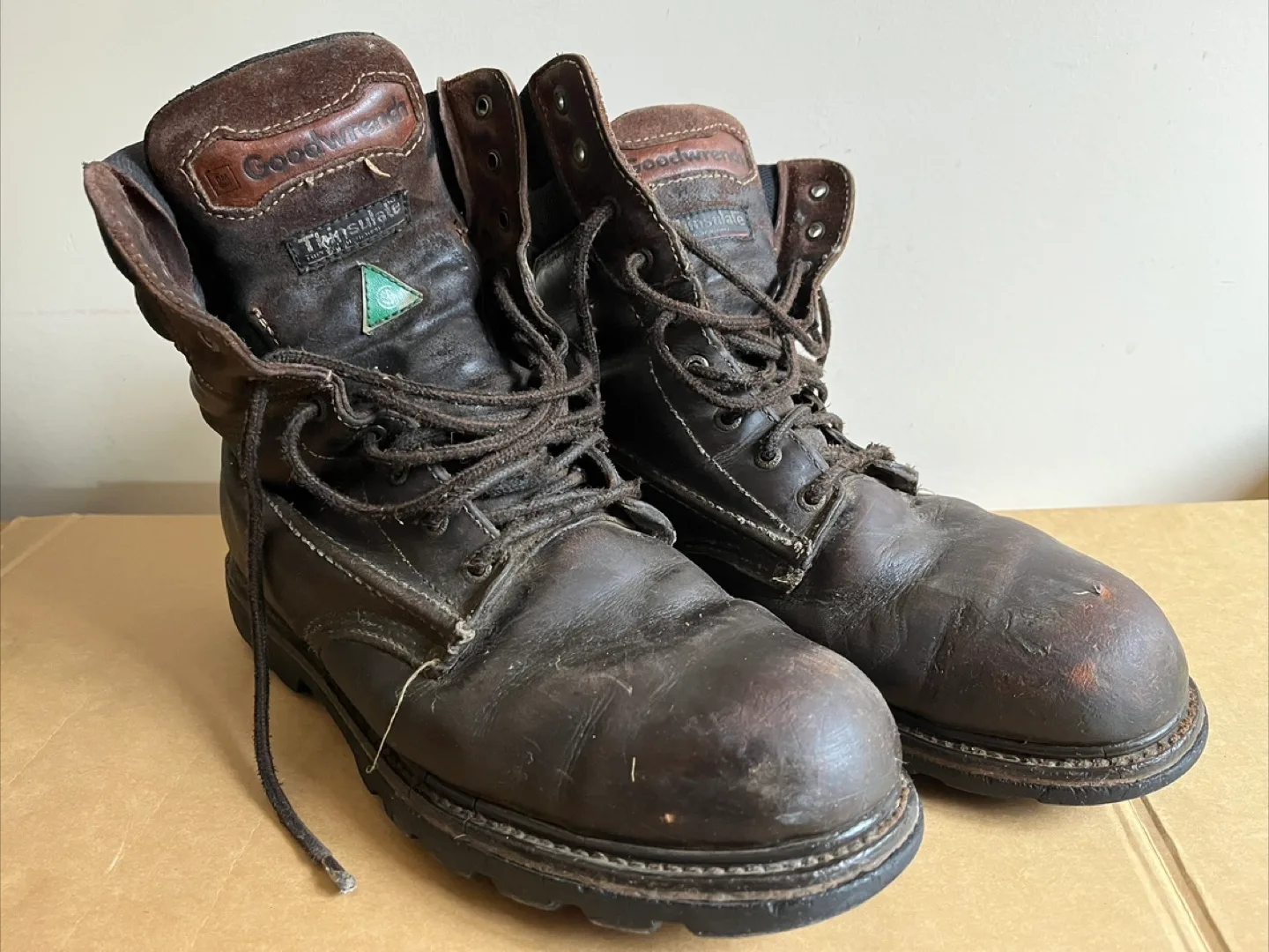 GM Goodwrench Steel Toe Safety Boots Size 12 image indicator(2)