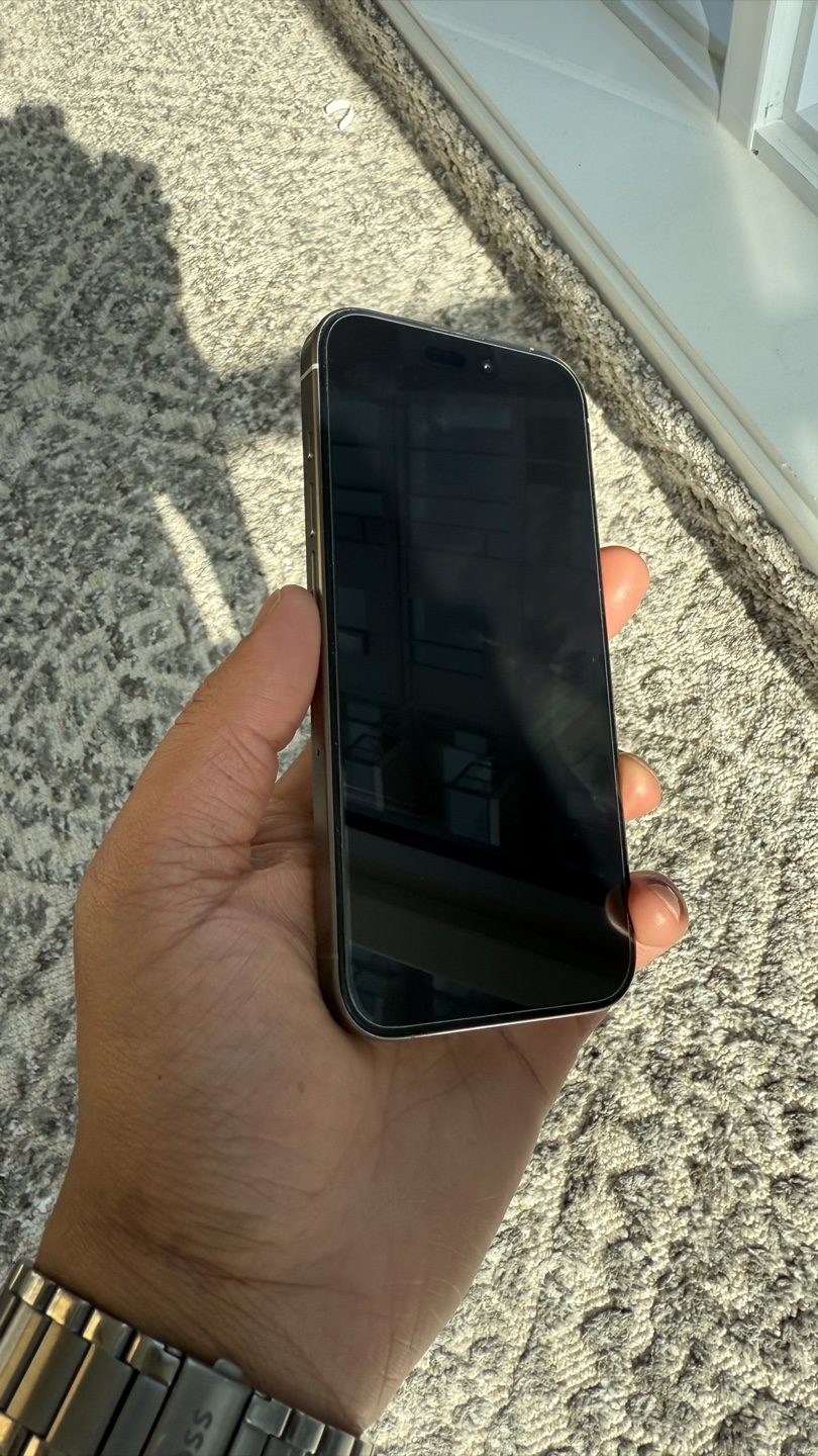 Apple iPhone 15 pro 128 GB - photo 2