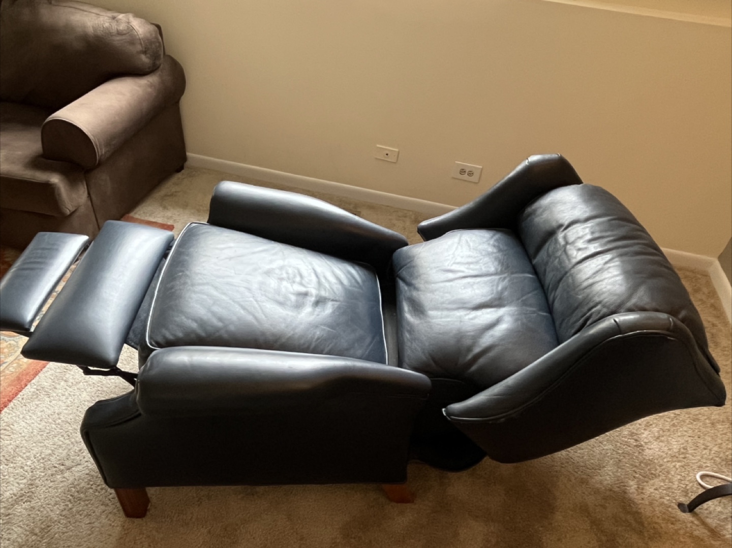 Dark Blue Leather Recliner - photo 5