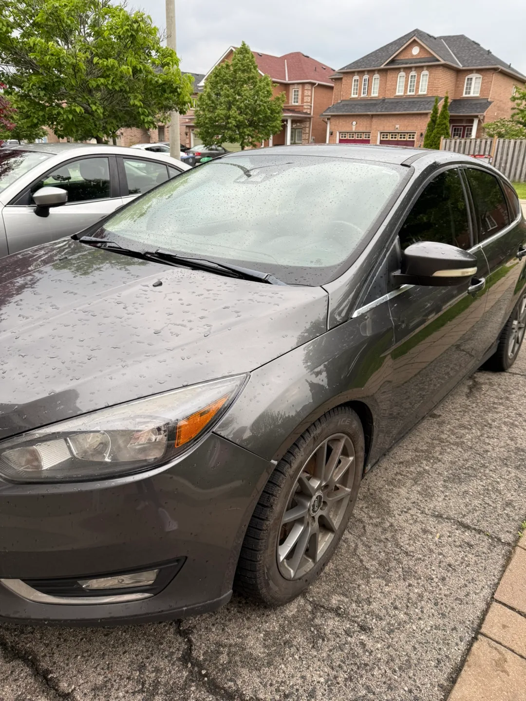 CAR FOR PARTS 2016 Ford Focus - Grey image indicator(2)