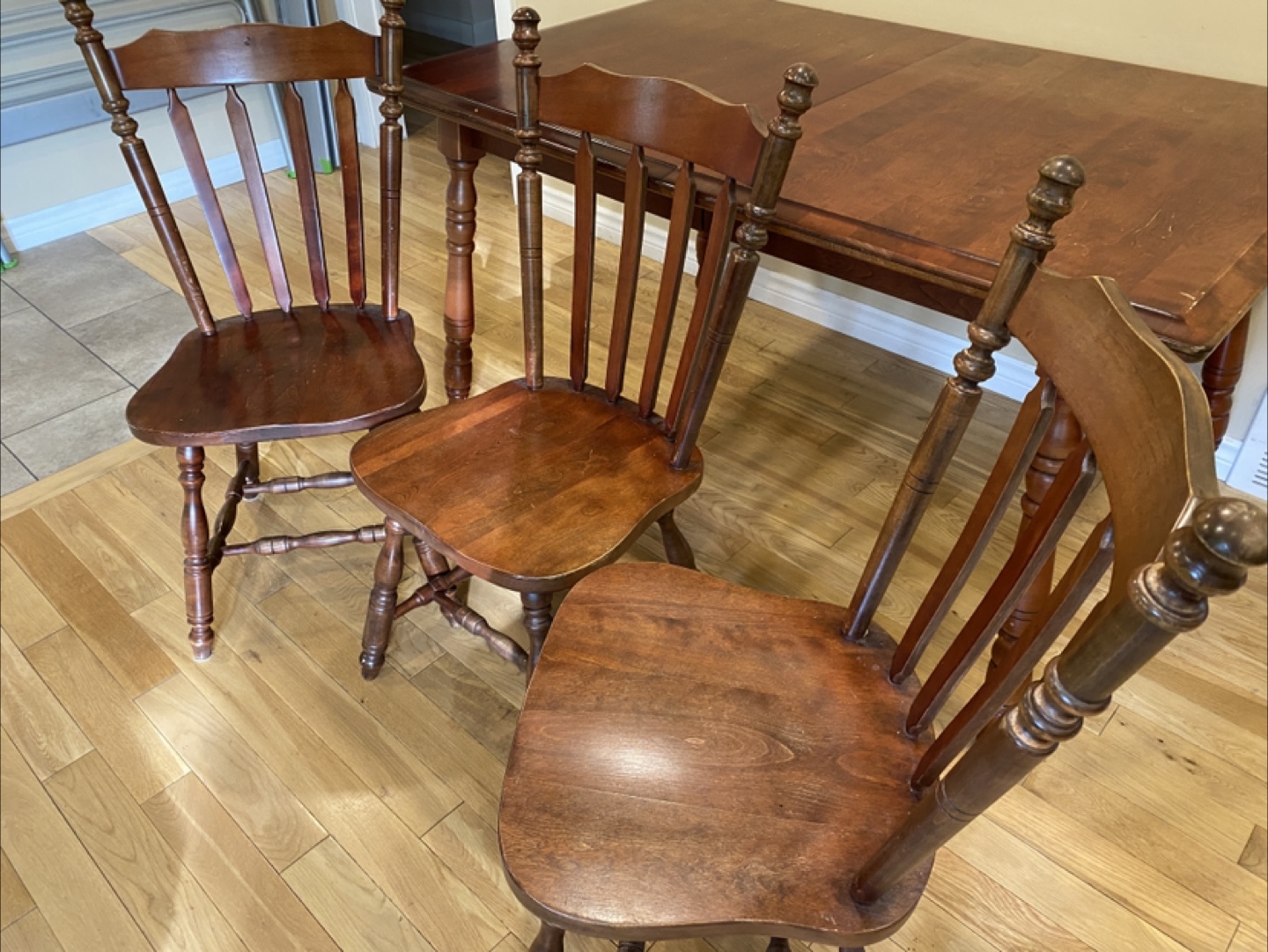 Vintage Cherry Wood Dining Set with 3 Chairs (CAN DELIVER) - photo 4