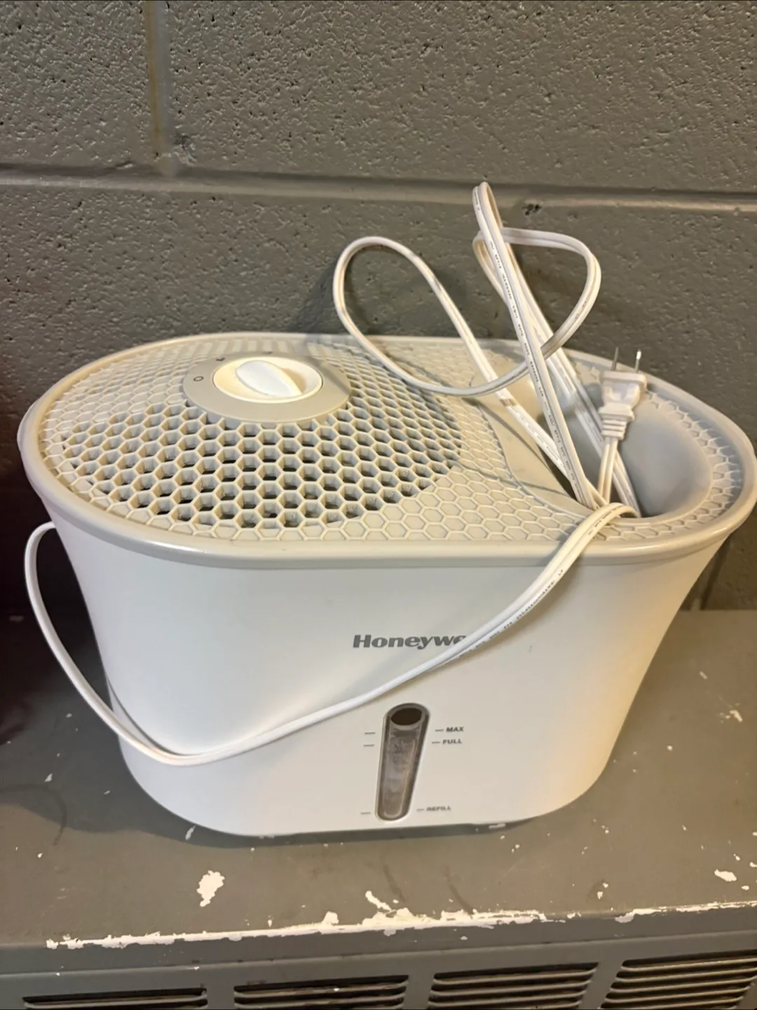 Honeywell Humidifier thumbnail