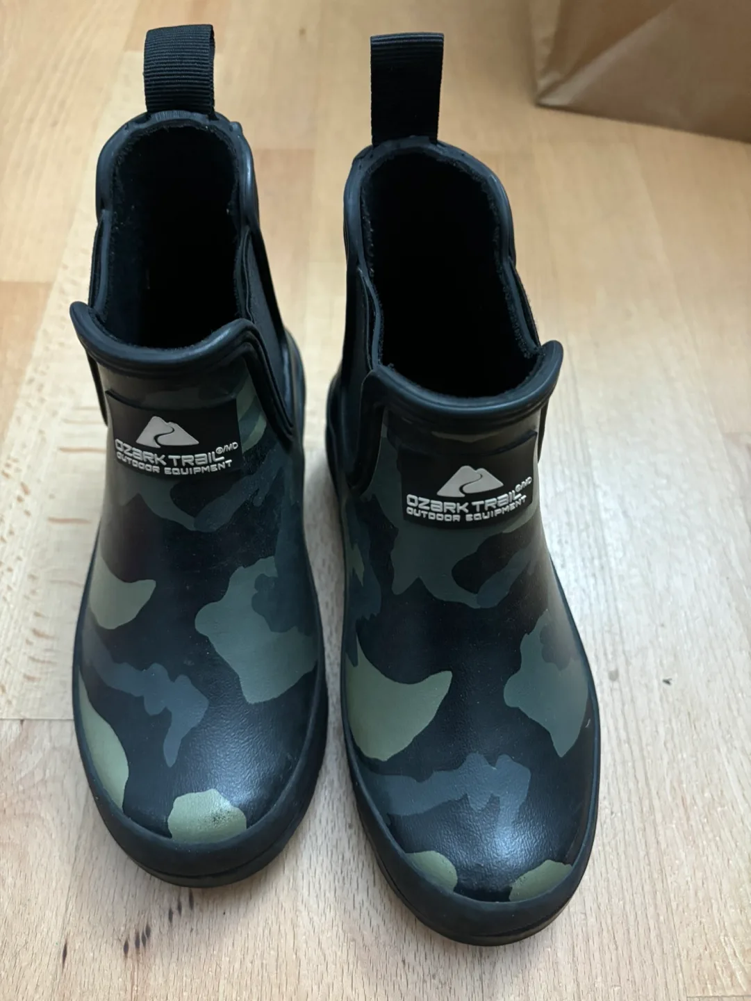 Ozark Trail Camo Rain Boots #freecycle 💚 thumbnail