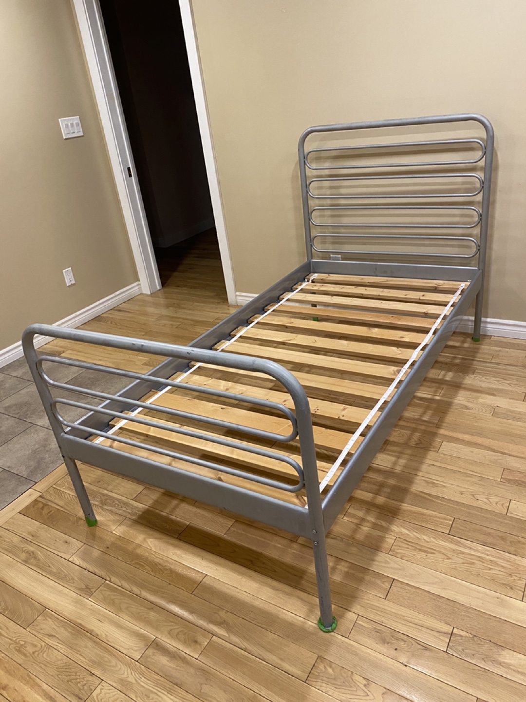 IKEA Twin Size Metal Bedframe (CAN DELIVER)