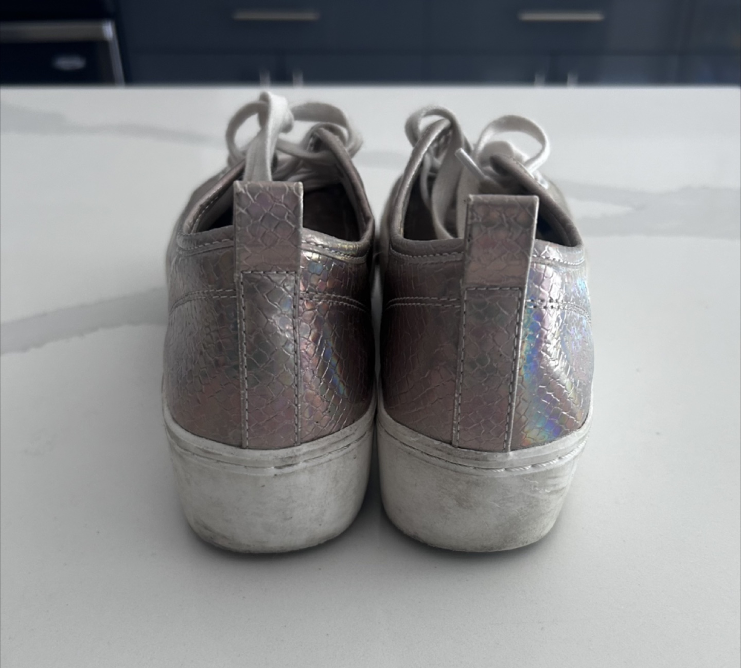 Stylish Platform Sneakers Sz 7 - photo 2