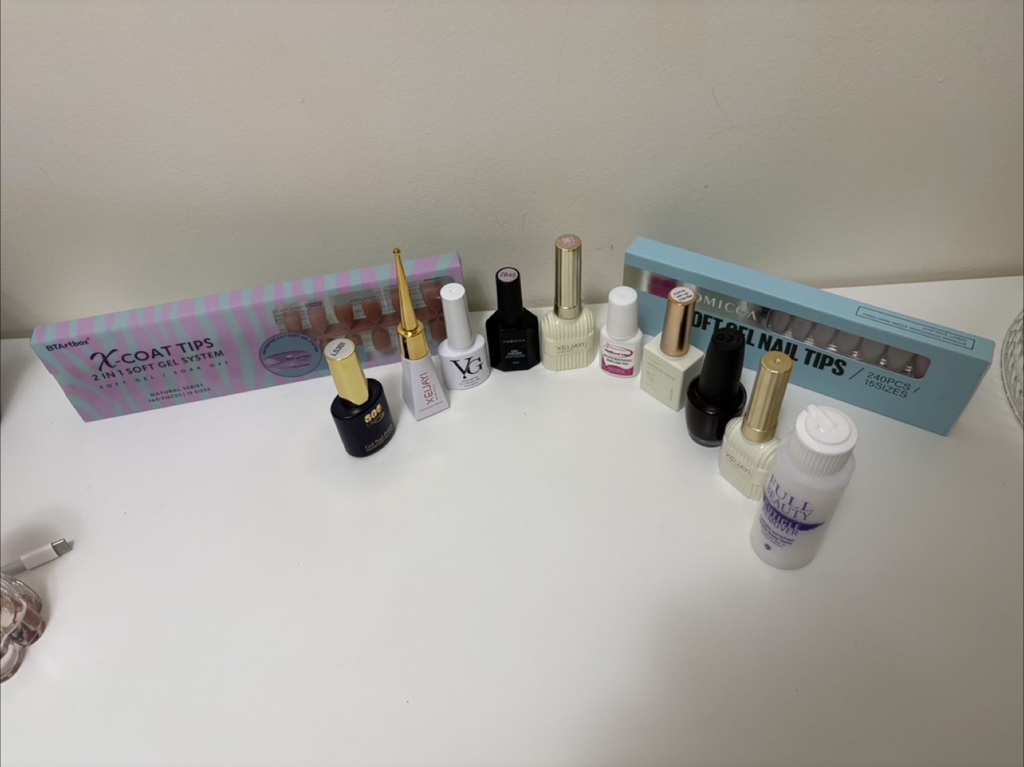 Gel polish, nail polish, press ons bundle!! - photo 2