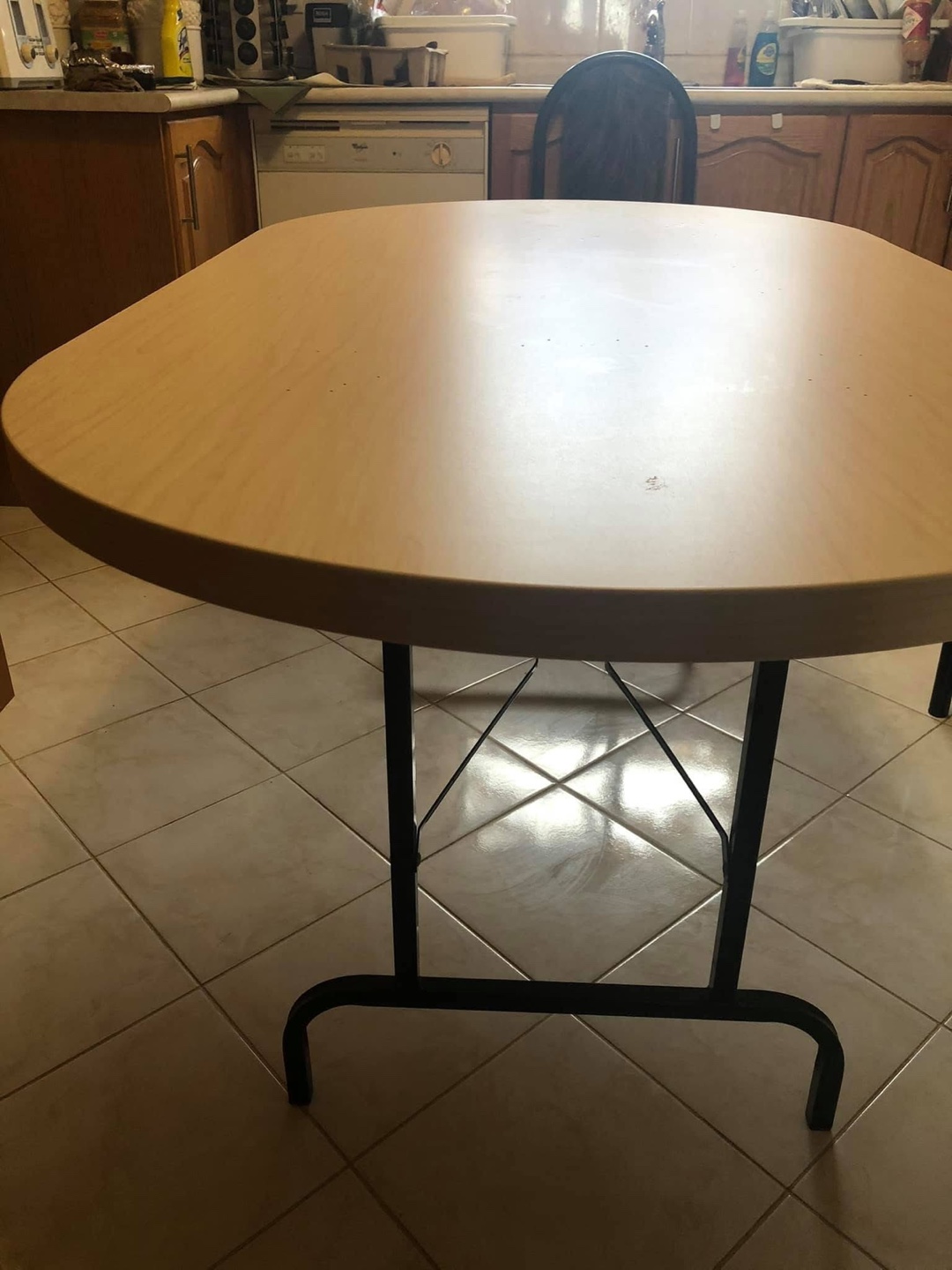 Oval kitchen Table