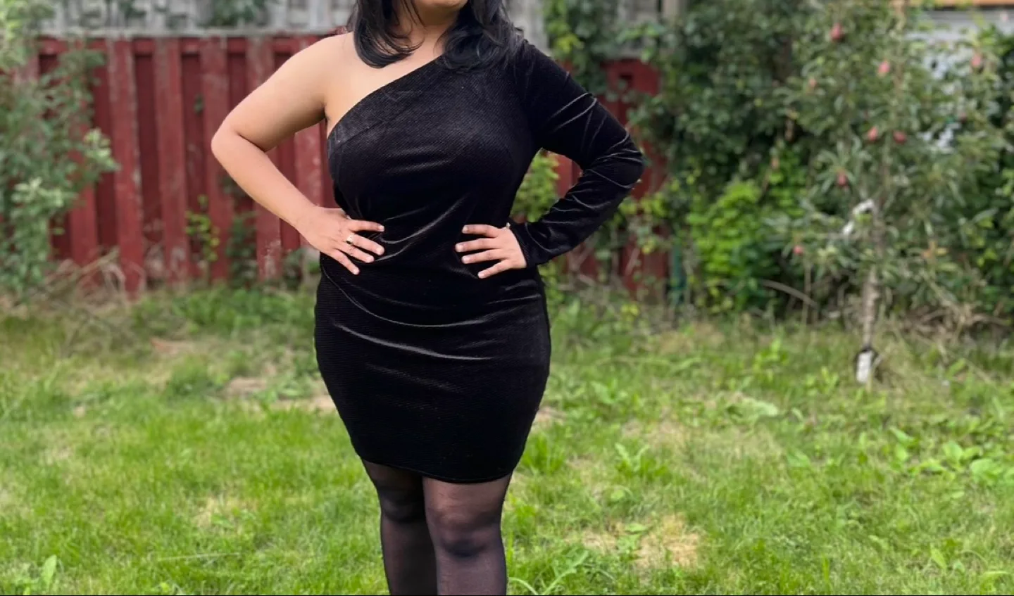 Black One-Shoulder Dress thumbnail