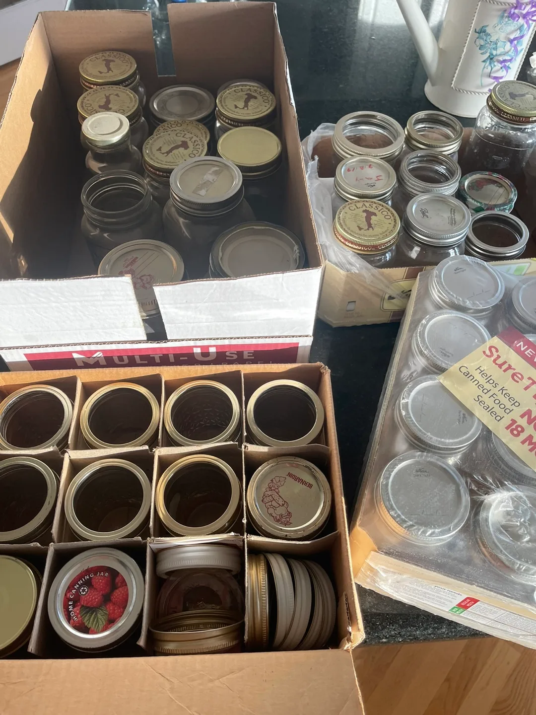 Kerr Pint Jars and Canning Supplies image indicator(2)