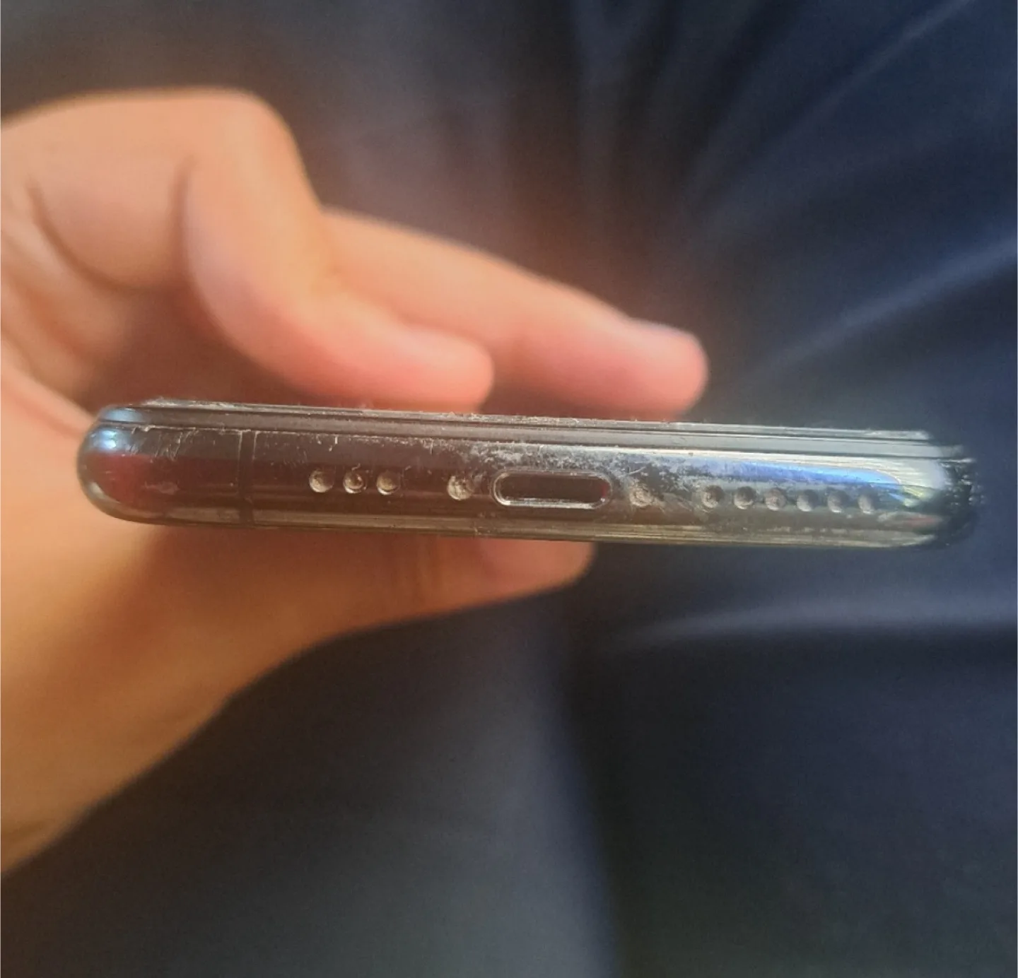 Iphone 11pro ( for use or parts ) 🥕 image indicator(3)