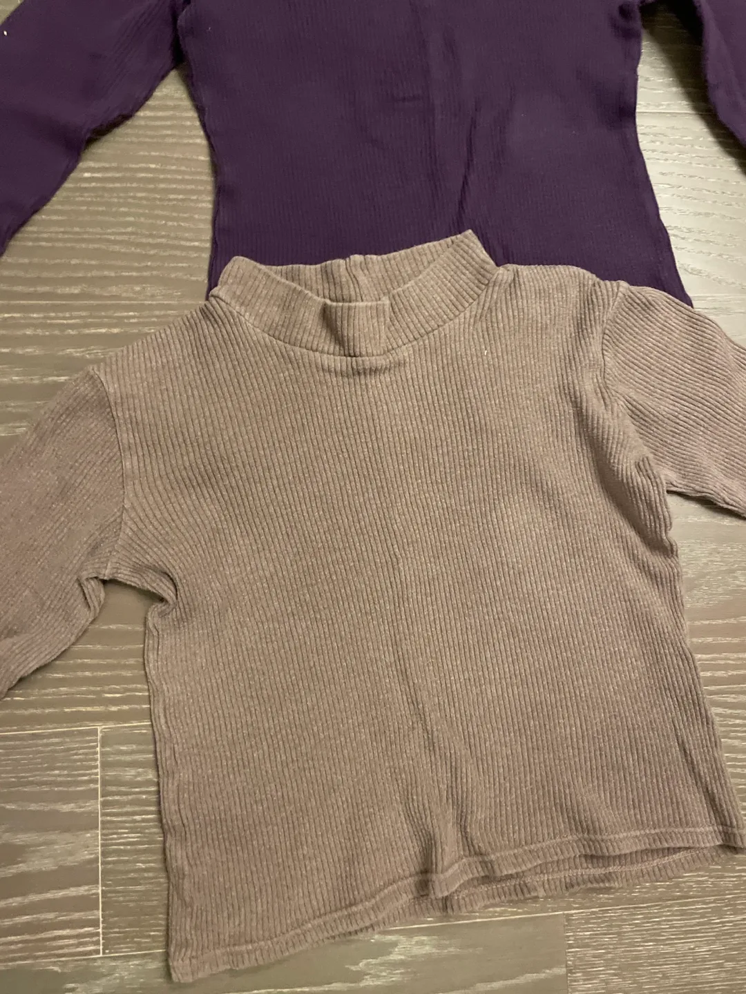 Ribbed Mock Neck Tops image indicator(2)