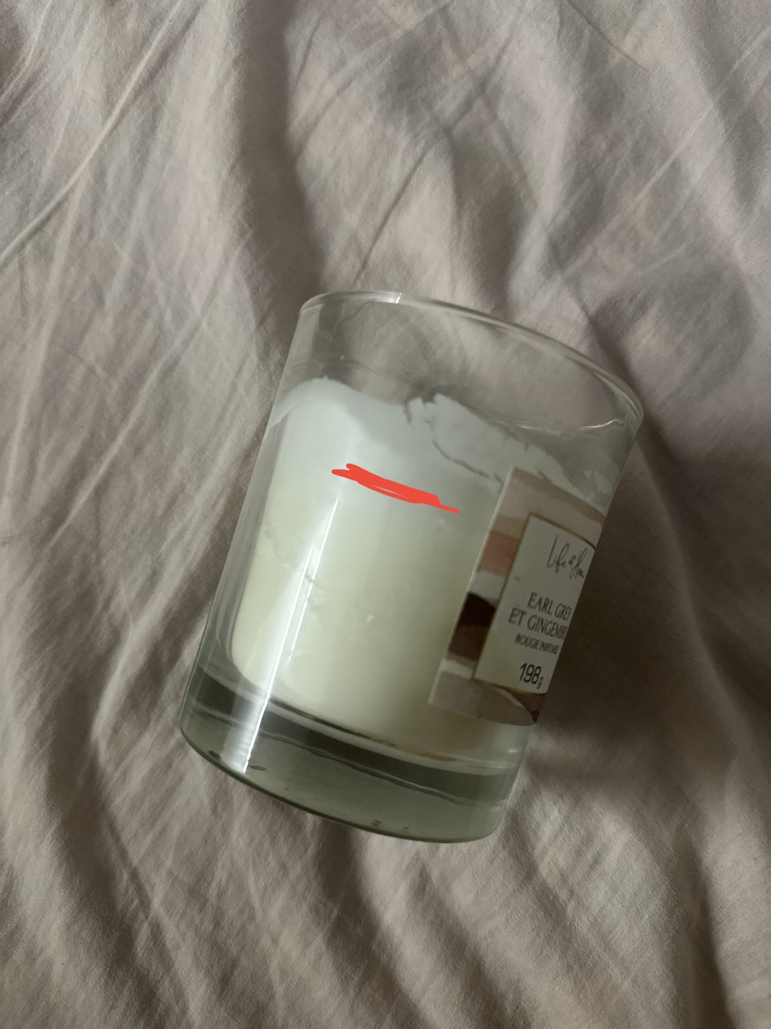 Scented candle and lighter - photo 5