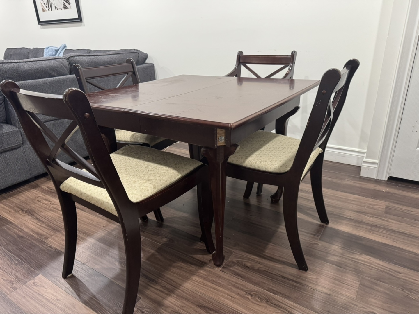 Dining Room Table and Chairs Set