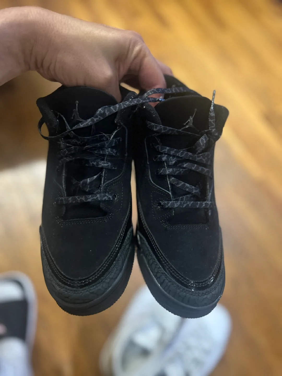 Jordan Black High-Top Sneakers image indicator(6)