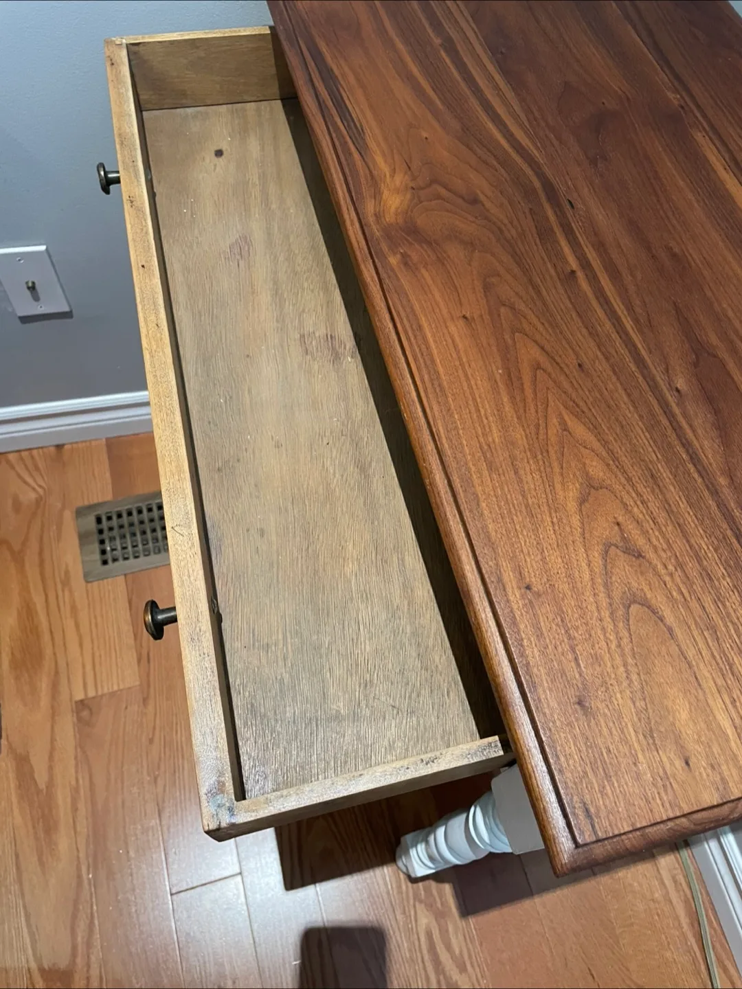 MCM Small Desk and Stool image indicator(4)