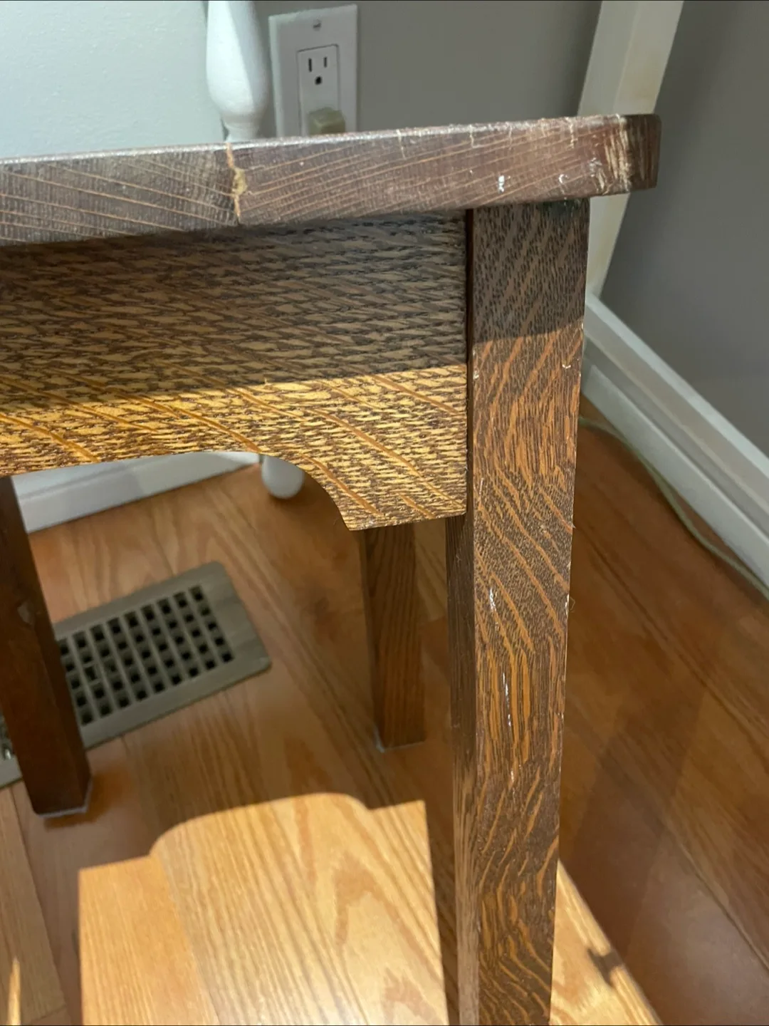 MCM Small Desk and Stool image indicator(7)