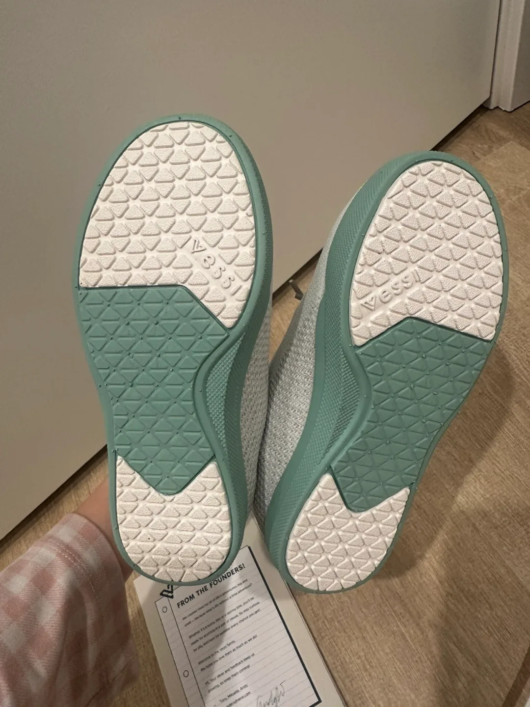 Vessi kids size 1 image indicator(3)