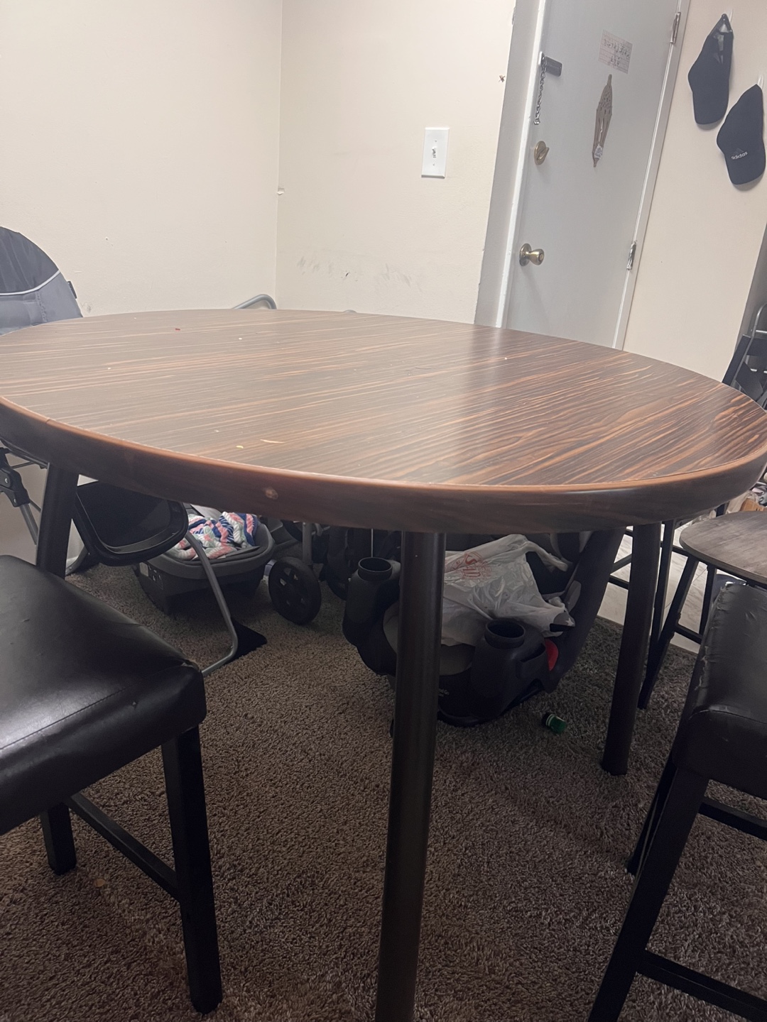 Round Dining Table with Chairs - photo 3