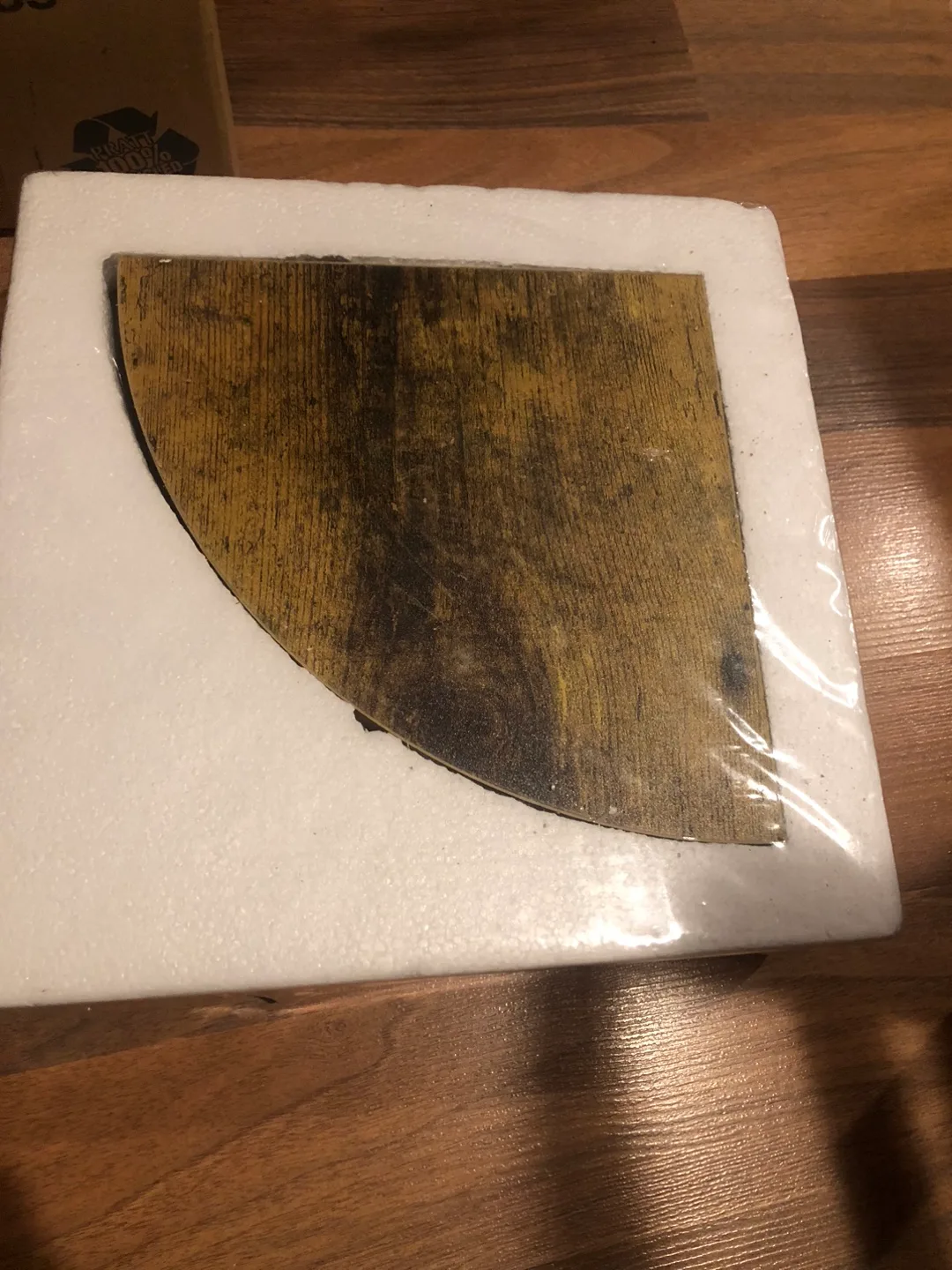 Six Floating Corner Shelves image indicator(2)