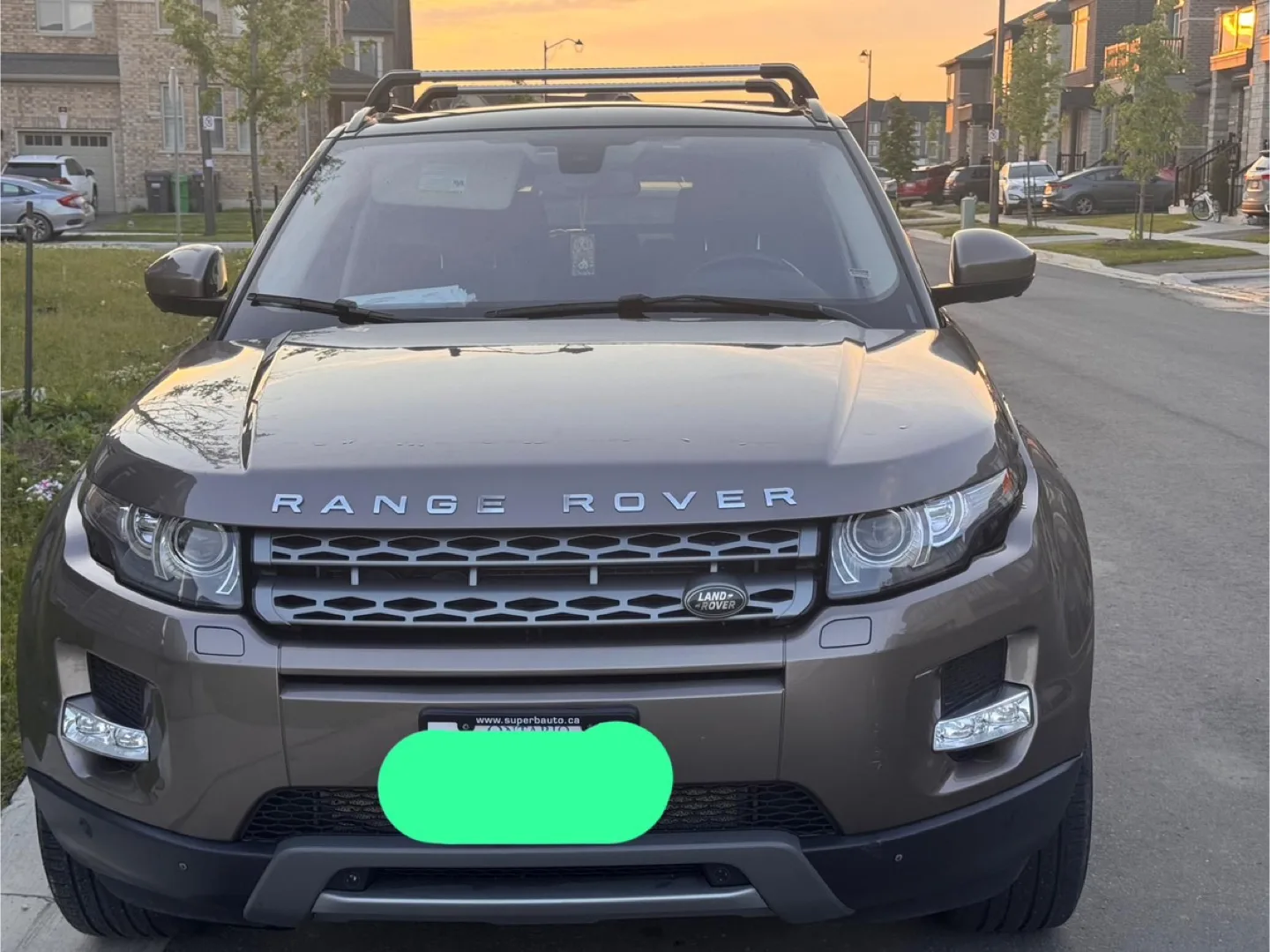 Land Rover Range Rover Evoque thumbnail